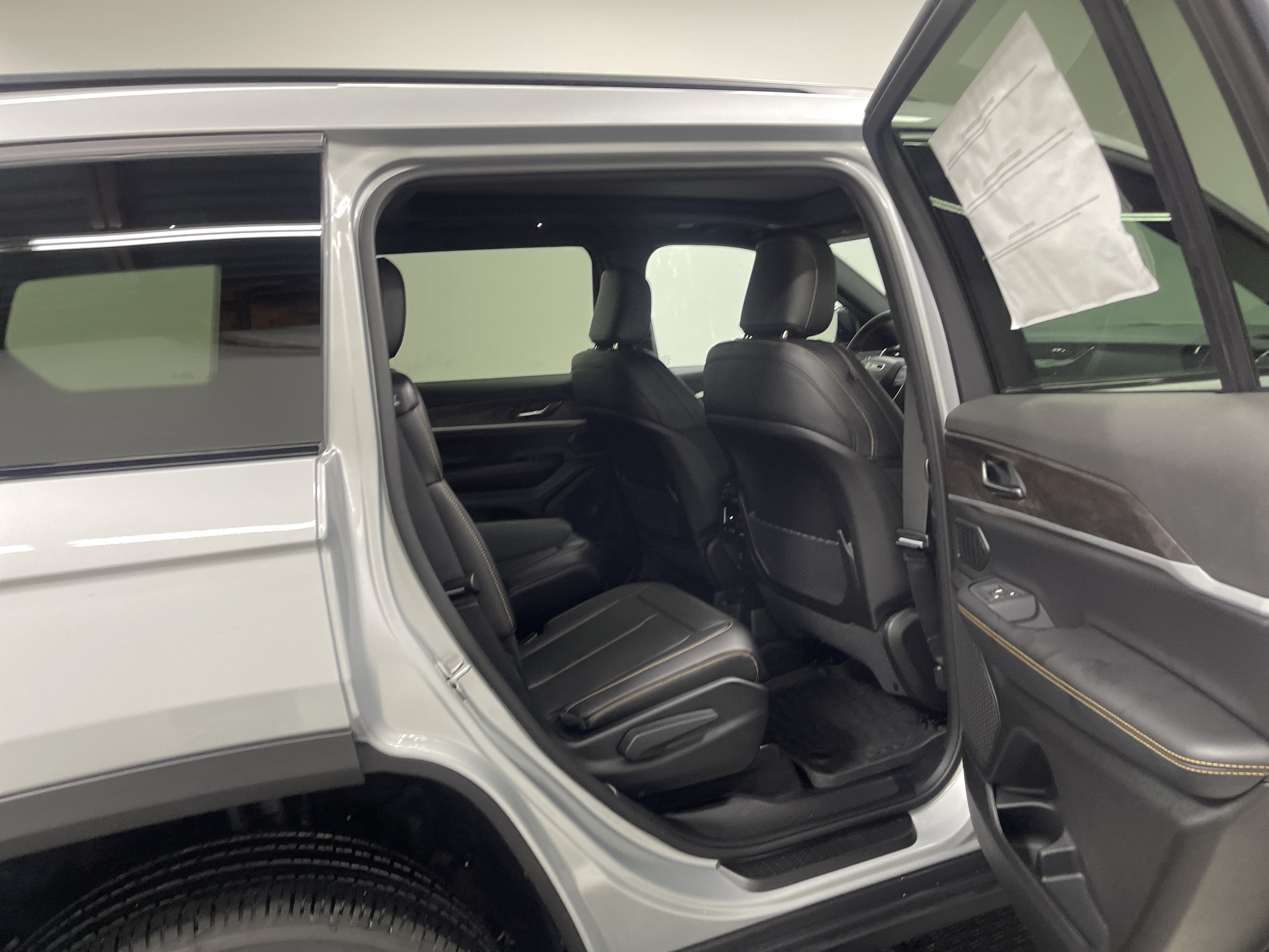 2026 Jeep Grand Cherokee GRAND CHEROKEE L 85TH ANNIVERSARY EDITION 4X4