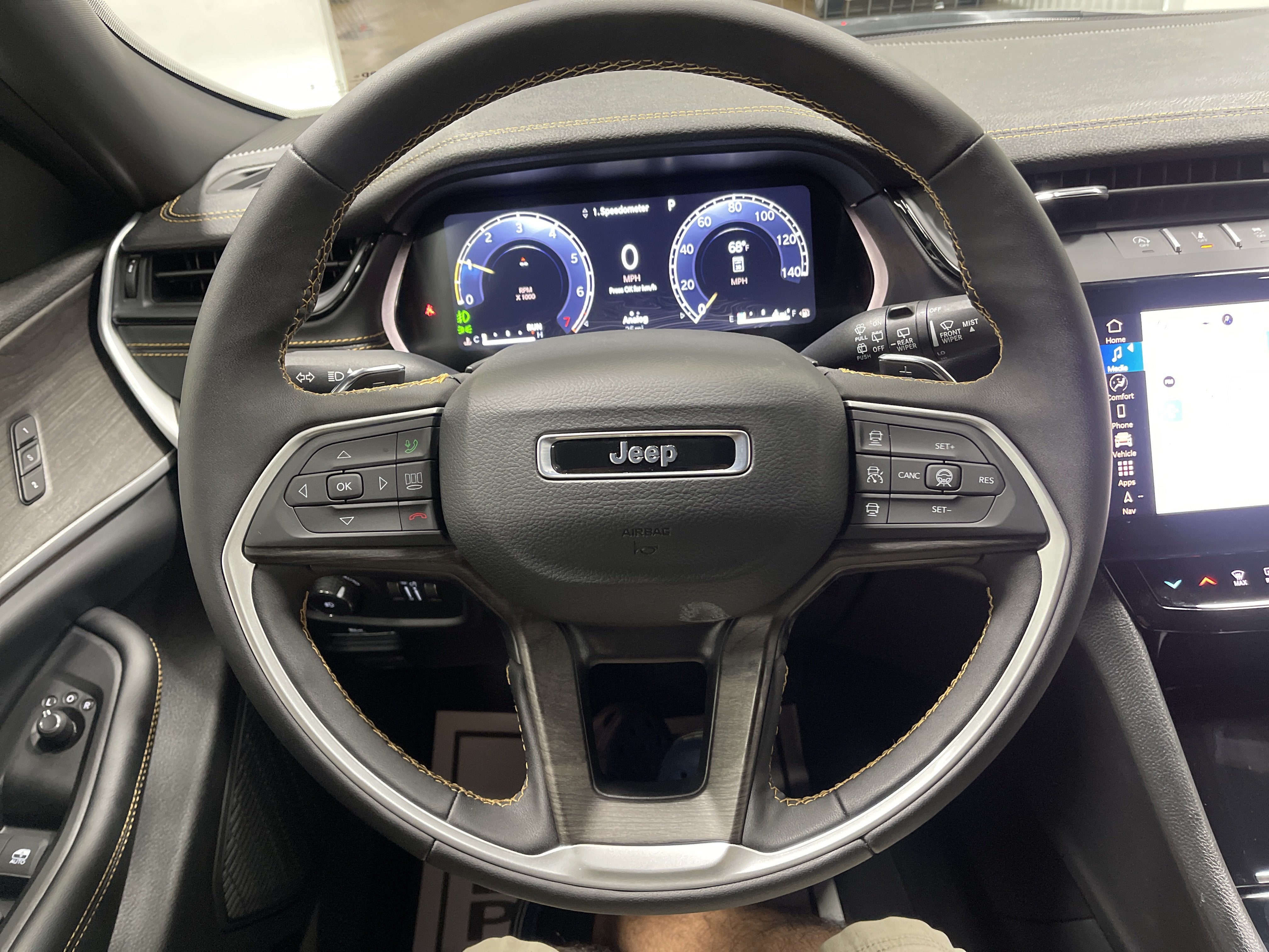 2026 Jeep Grand Cherokee GRAND CHEROKEE L 85TH ANNIVERSARY EDITION 4X4