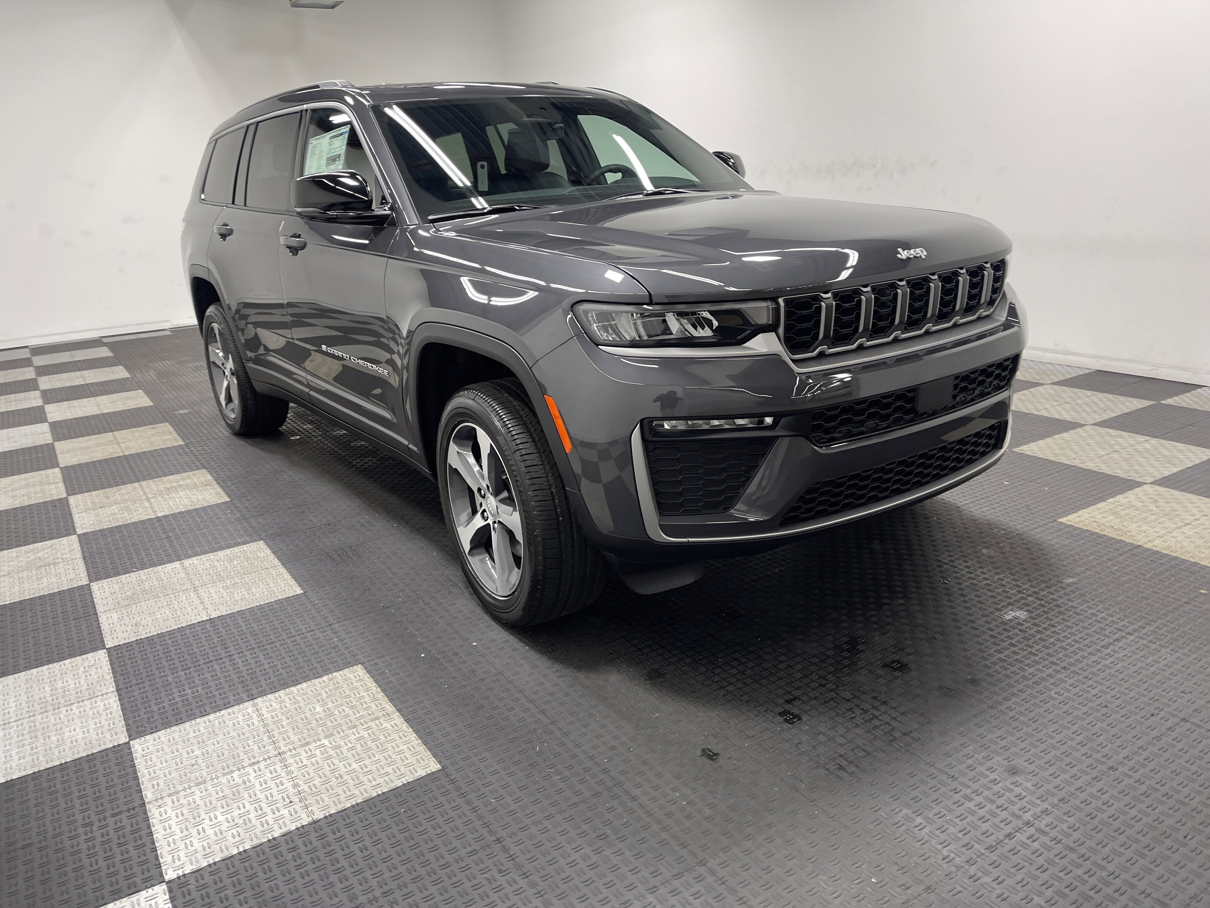 2026 Jeep Grand Cherokee GRAND CHEROKEE L LIMITED 4X4