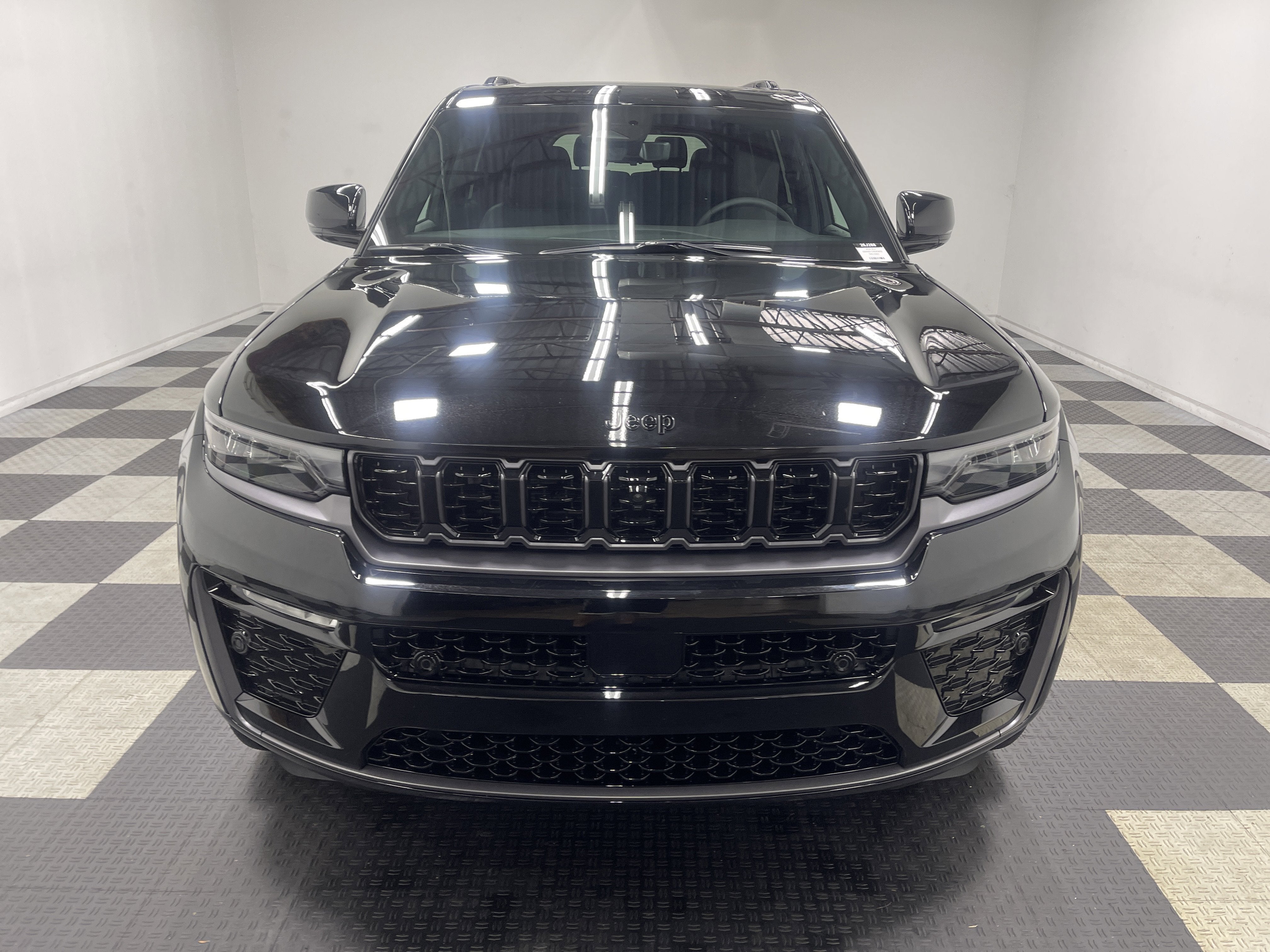 2026 Jeep Grand Cherokee GRAND CHEROKEE L LIMITED RESERVE 4X4