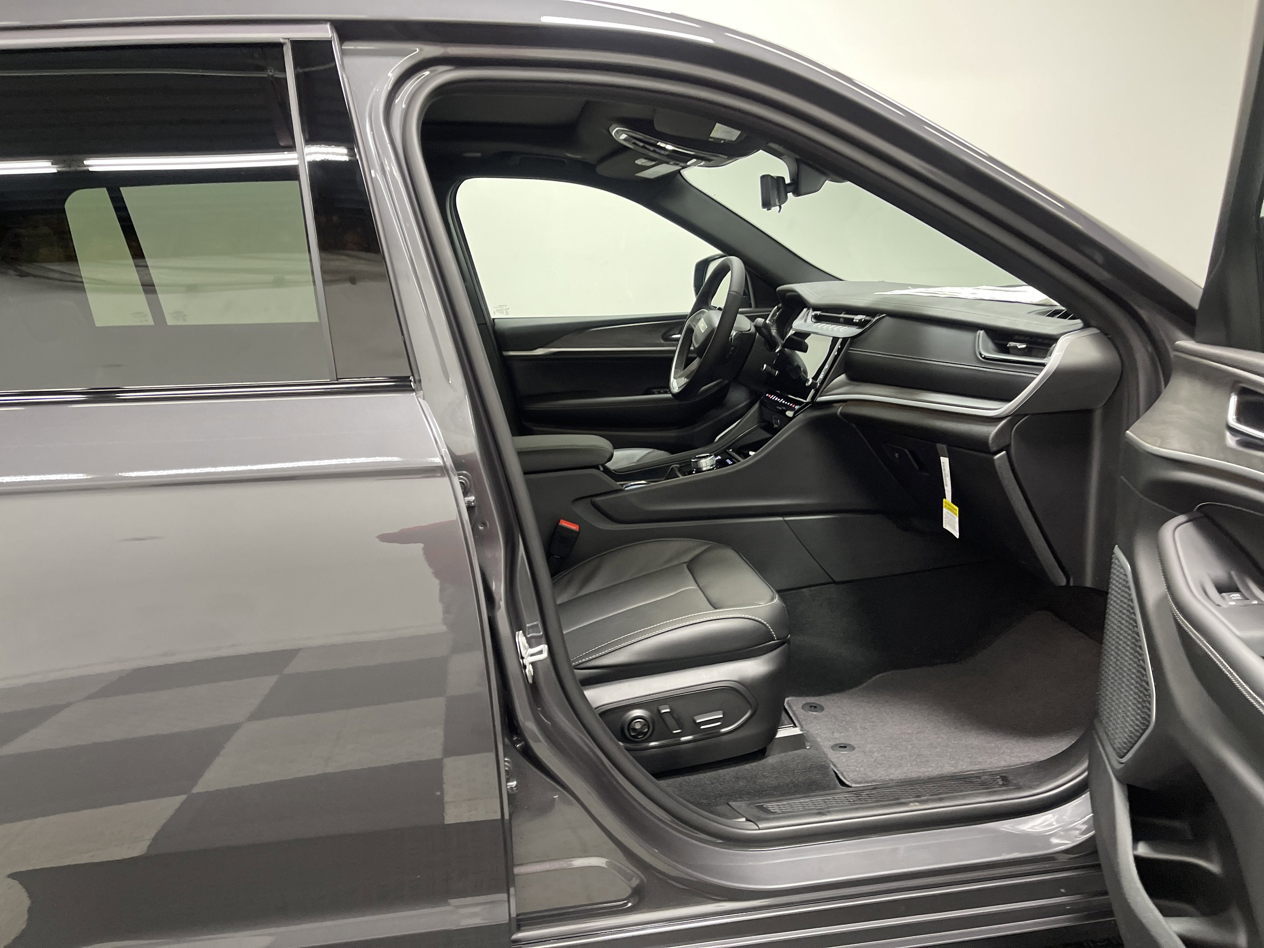 2026 Jeep Grand Cherokee GRAND CHEROKEE L LIMITED RESERVE 4X4
