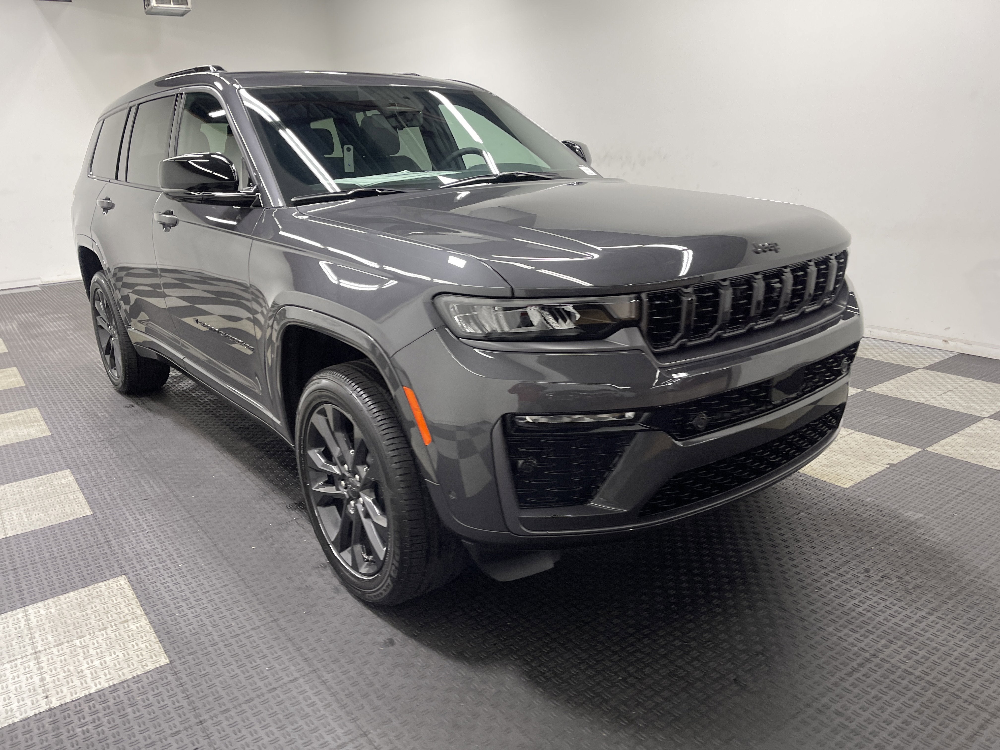 2026 Jeep Grand Cherokee GRAND CHEROKEE L LIMITED RESERVE 4X4