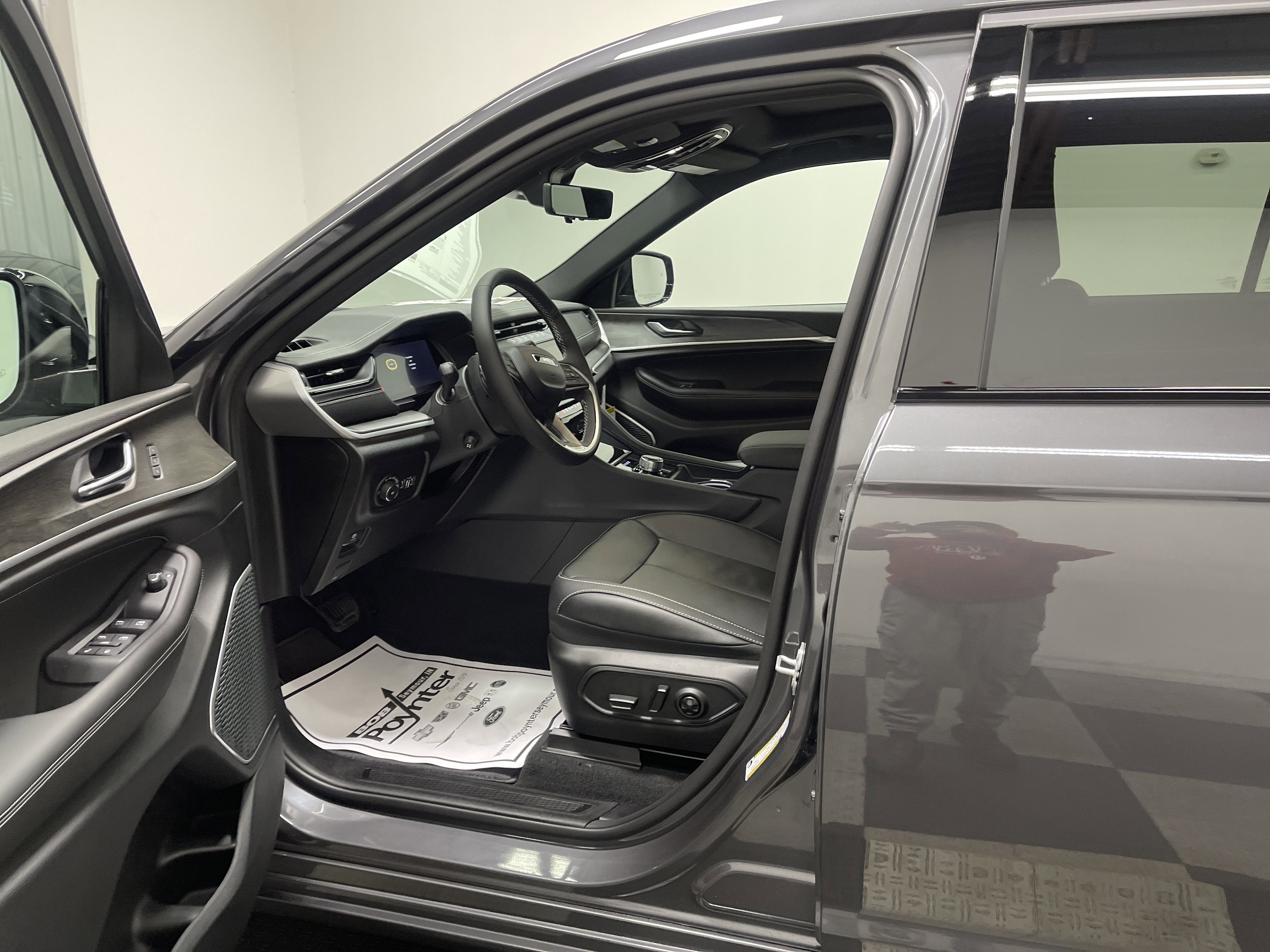 2026 Jeep Grand Cherokee GRAND CHEROKEE L LIMITED RESERVE 4X4