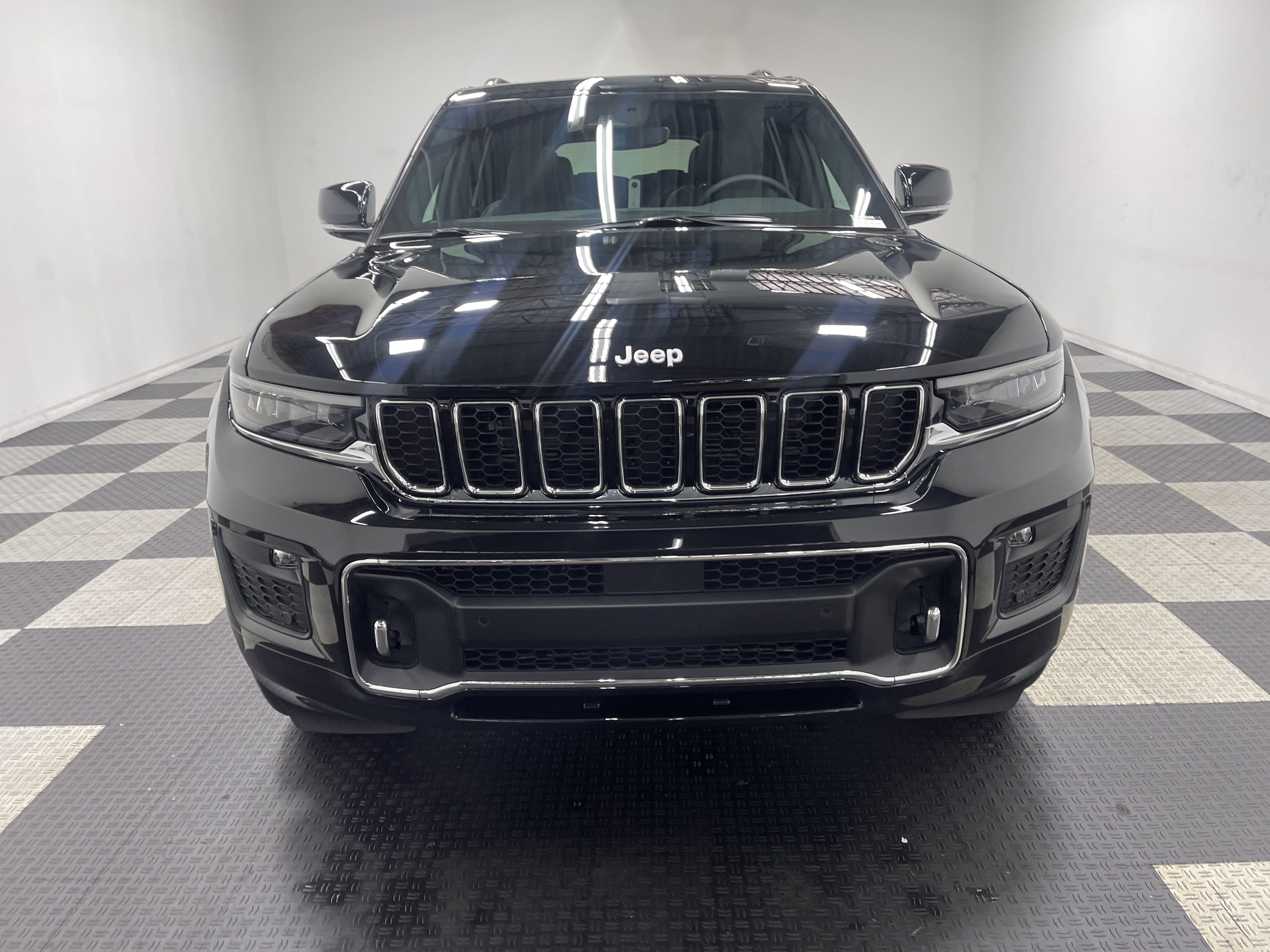 2025 Jeep Grand Cherokee GRAND CHEROKEE L OVERLAND 4X4