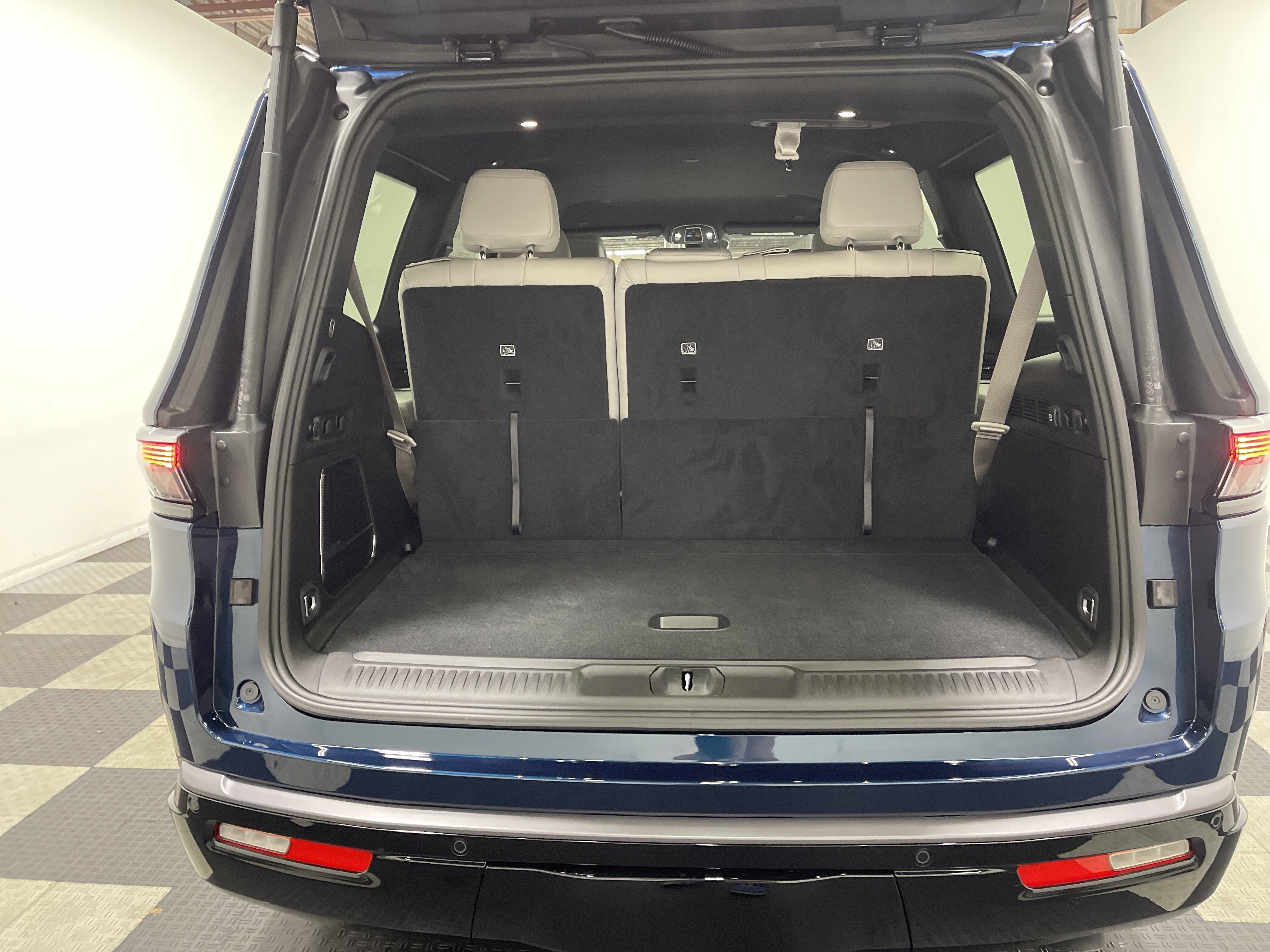2026 Jeep Grand Wagoneer GRAND WAGONEER 4X4