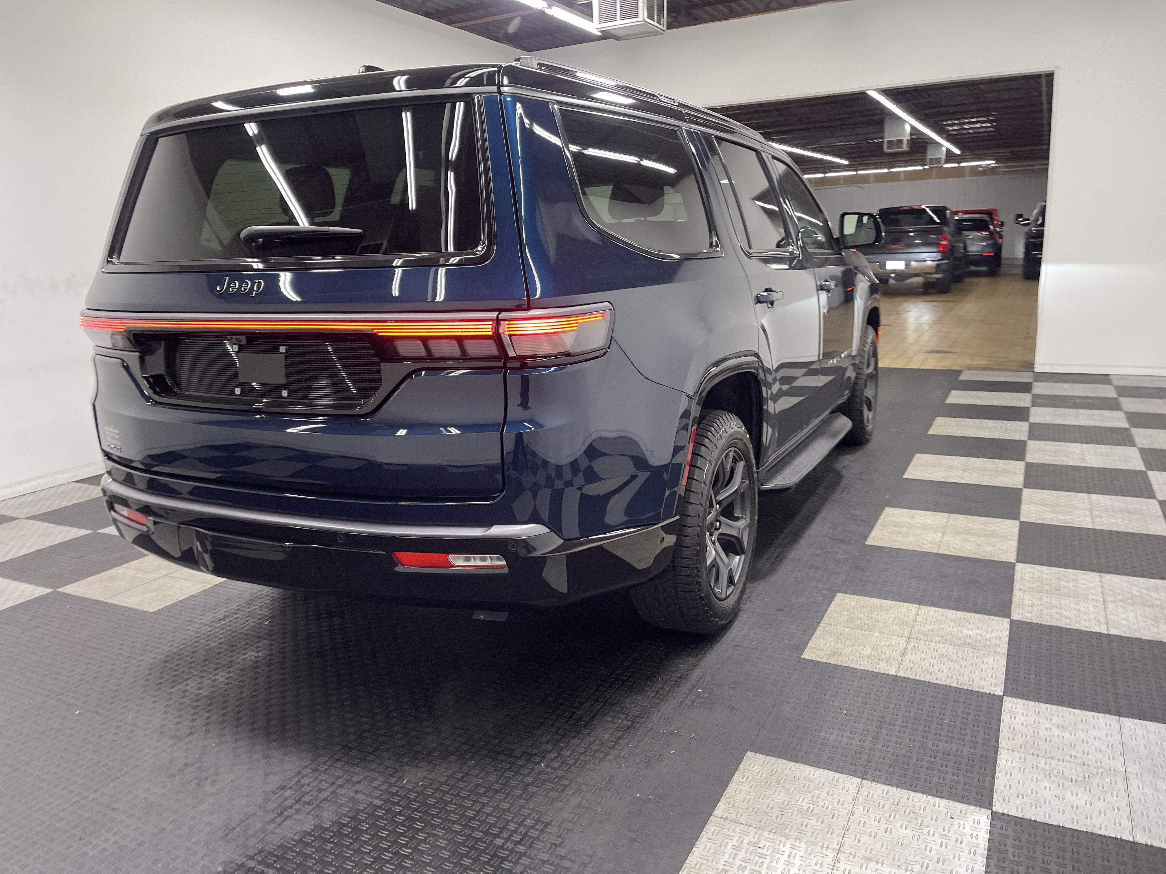 2026 Jeep Grand Wagoneer GRAND WAGONEER UPLAND 4X4
