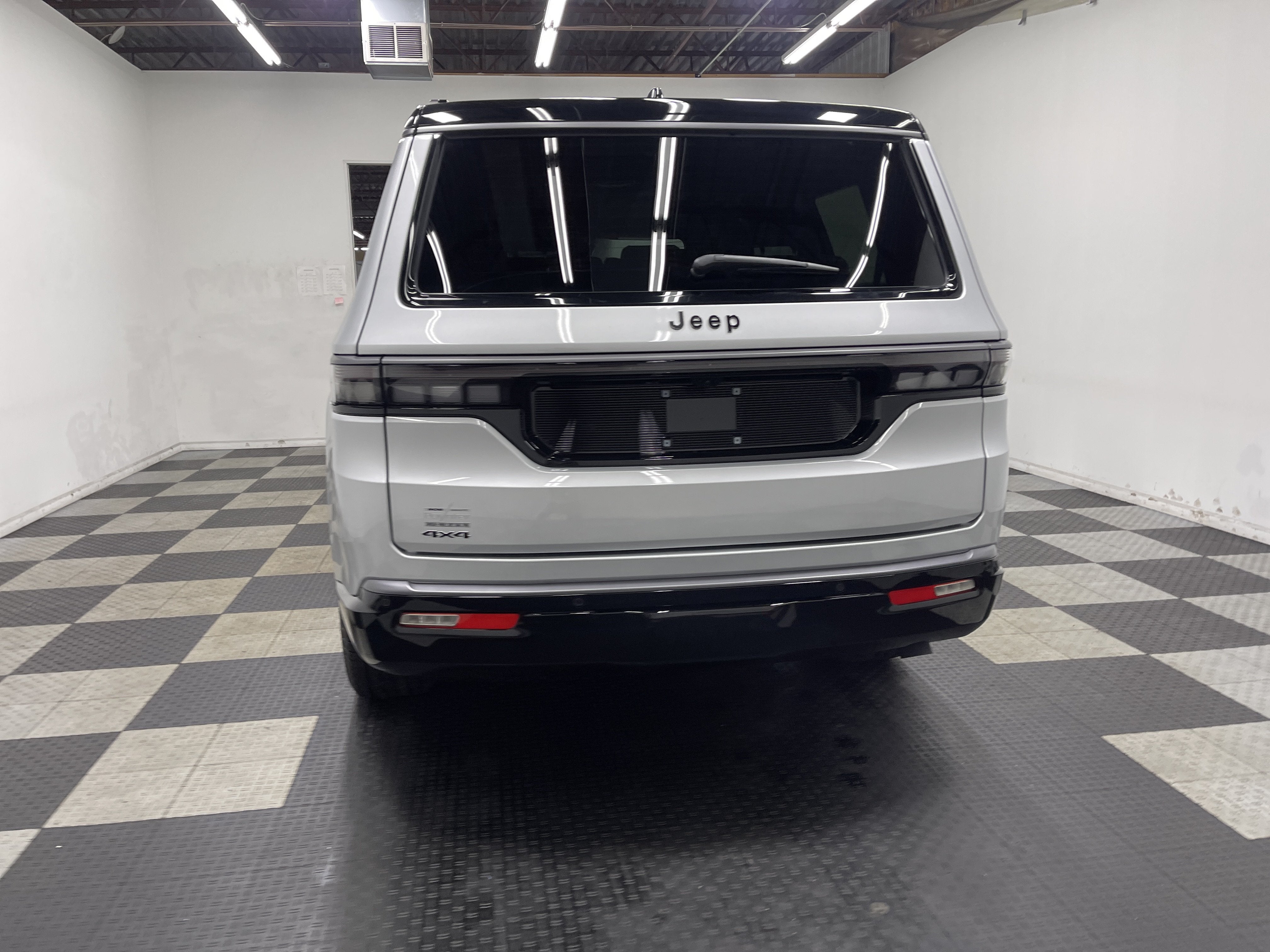 2026 Jeep Grand Wagoneer GRAND WAGONEER UPLAND 4X4