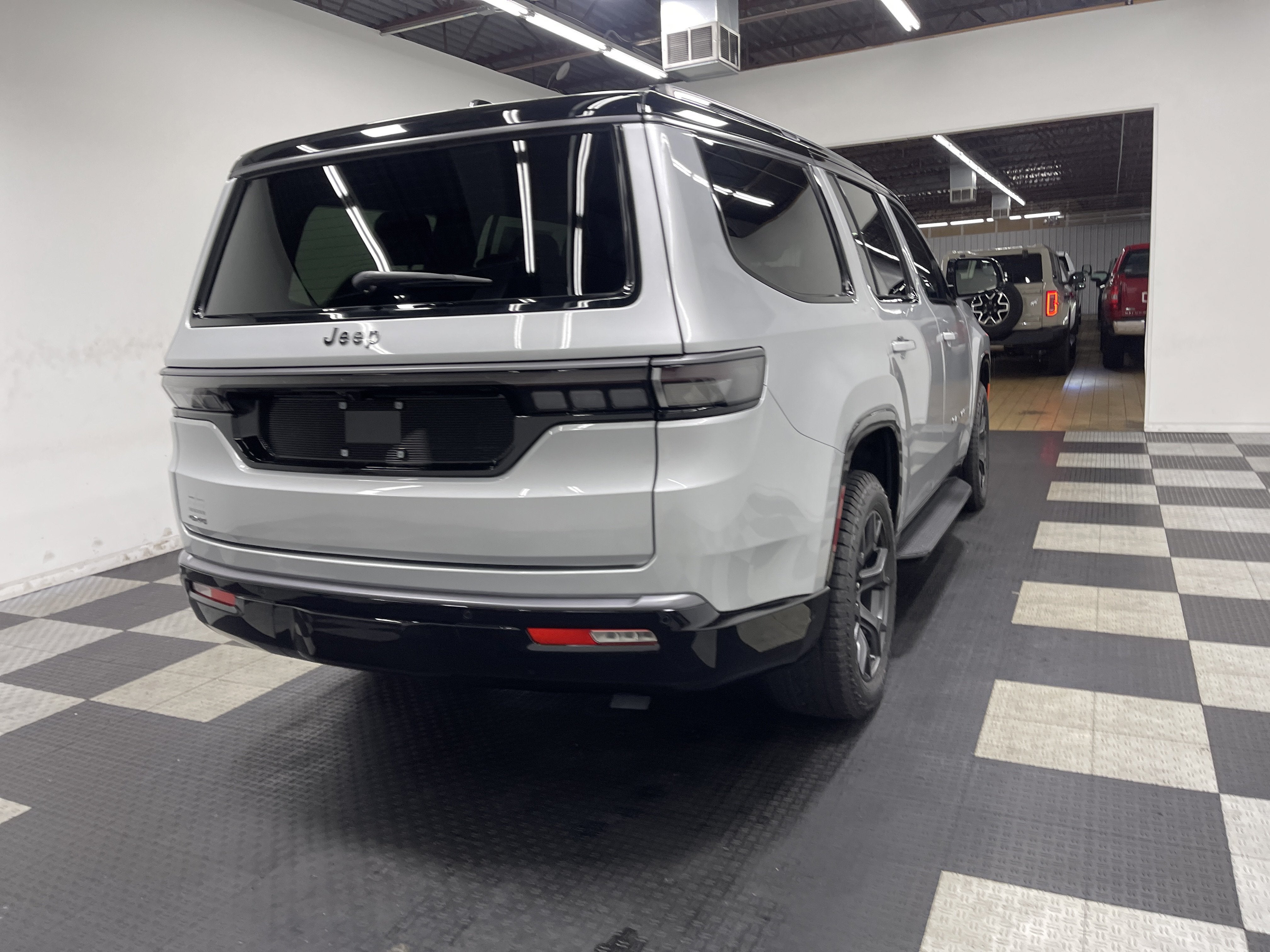 2026 Jeep Grand Wagoneer GRAND WAGONEER UPLAND 4X4
