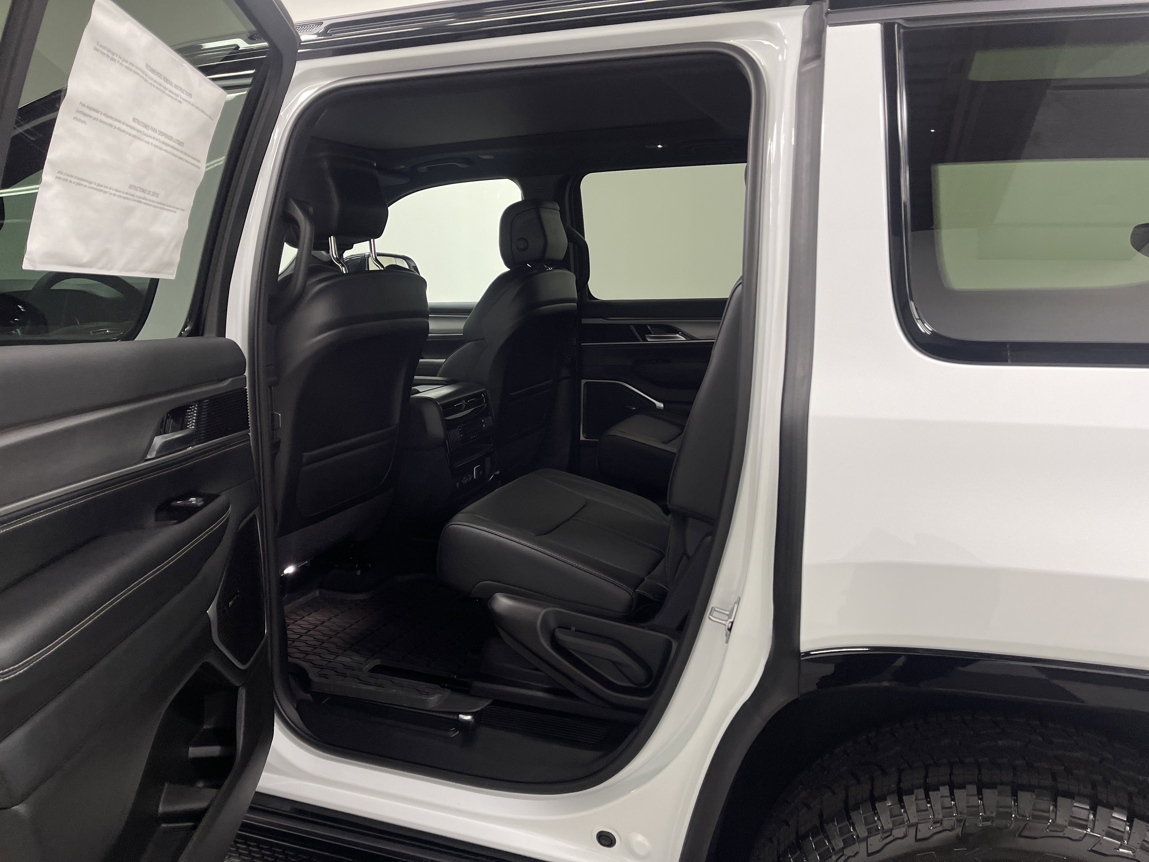 2026 Jeep Grand Wagoneer GRAND WAGONEER UPLAND 4X4