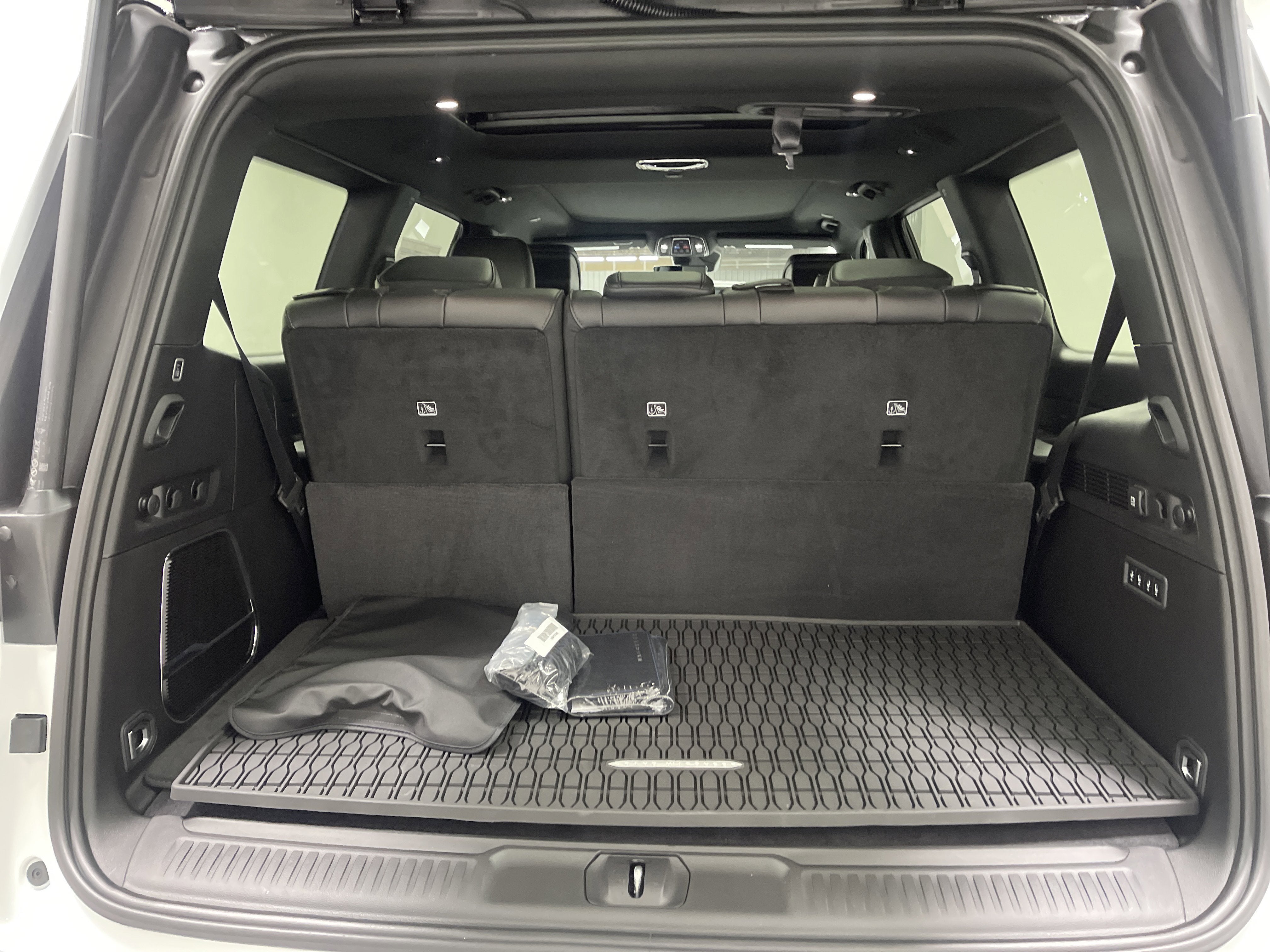 2026 Jeep Grand Wagoneer GRAND WAGONEER UPLAND 4X4