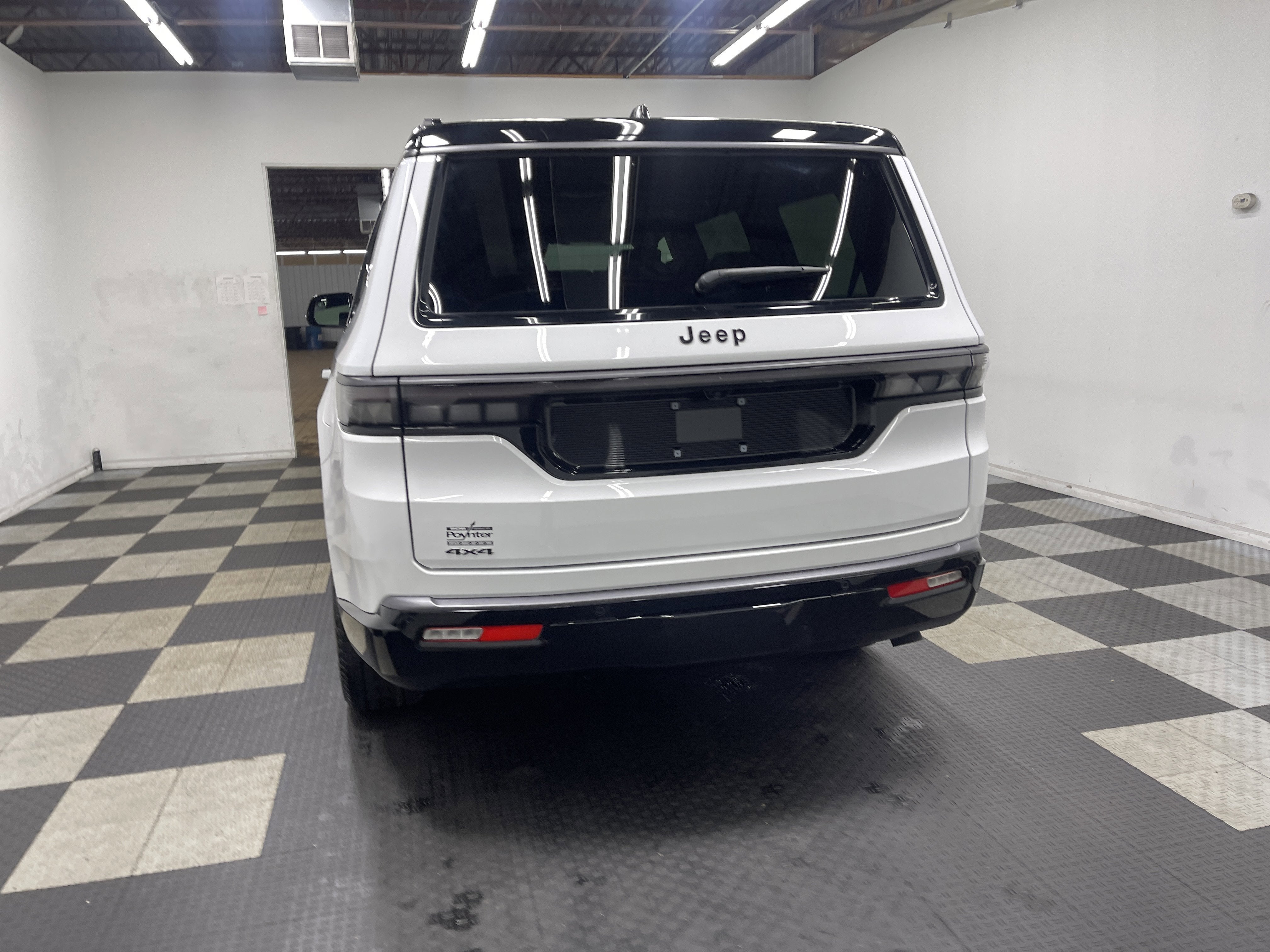 2026 Jeep Grand Wagoneer GRAND WAGONEER UPLAND 4X4