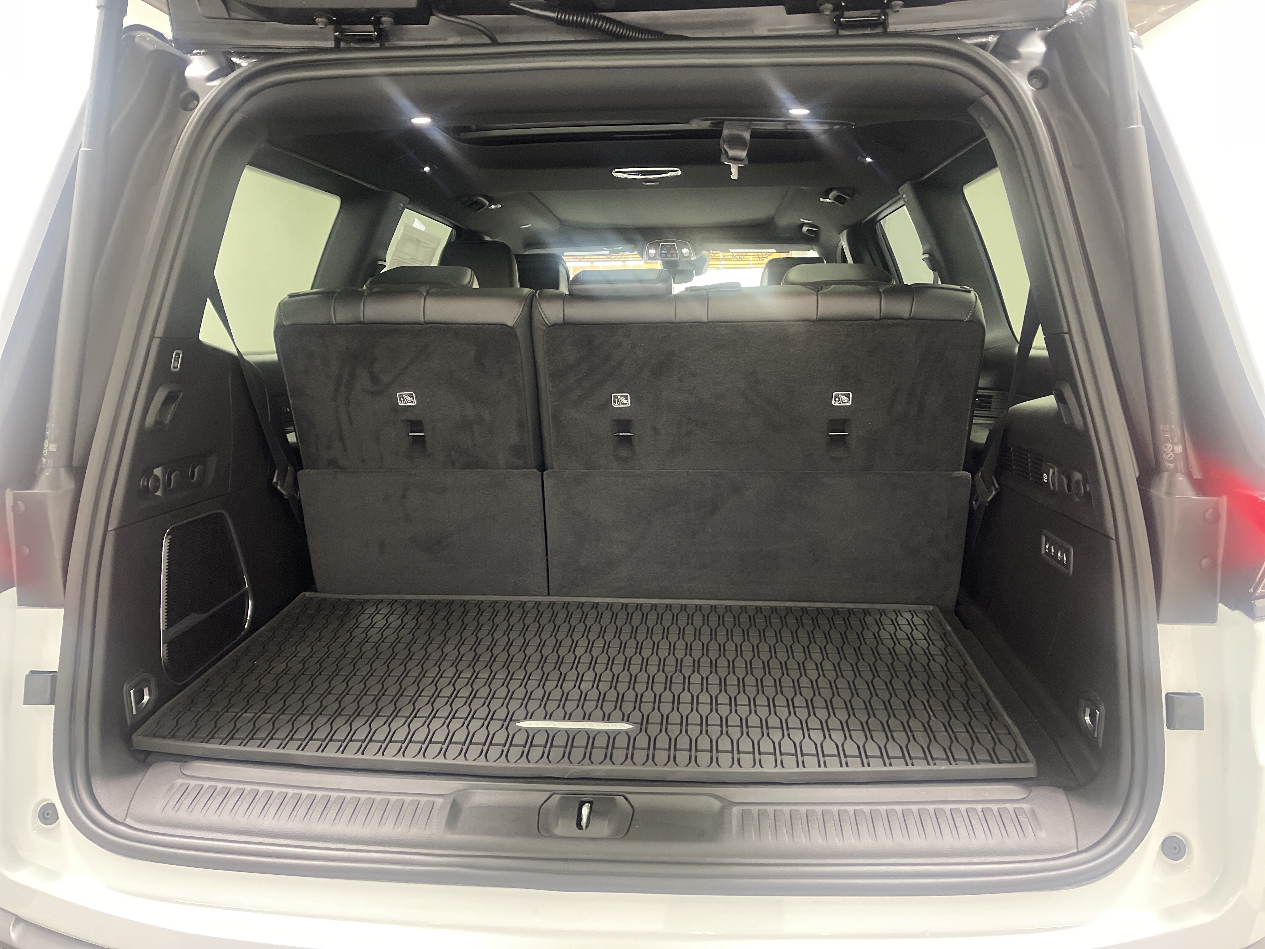 2026 Jeep Grand Wagoneer GRAND WAGONEER UPLAND 4X4