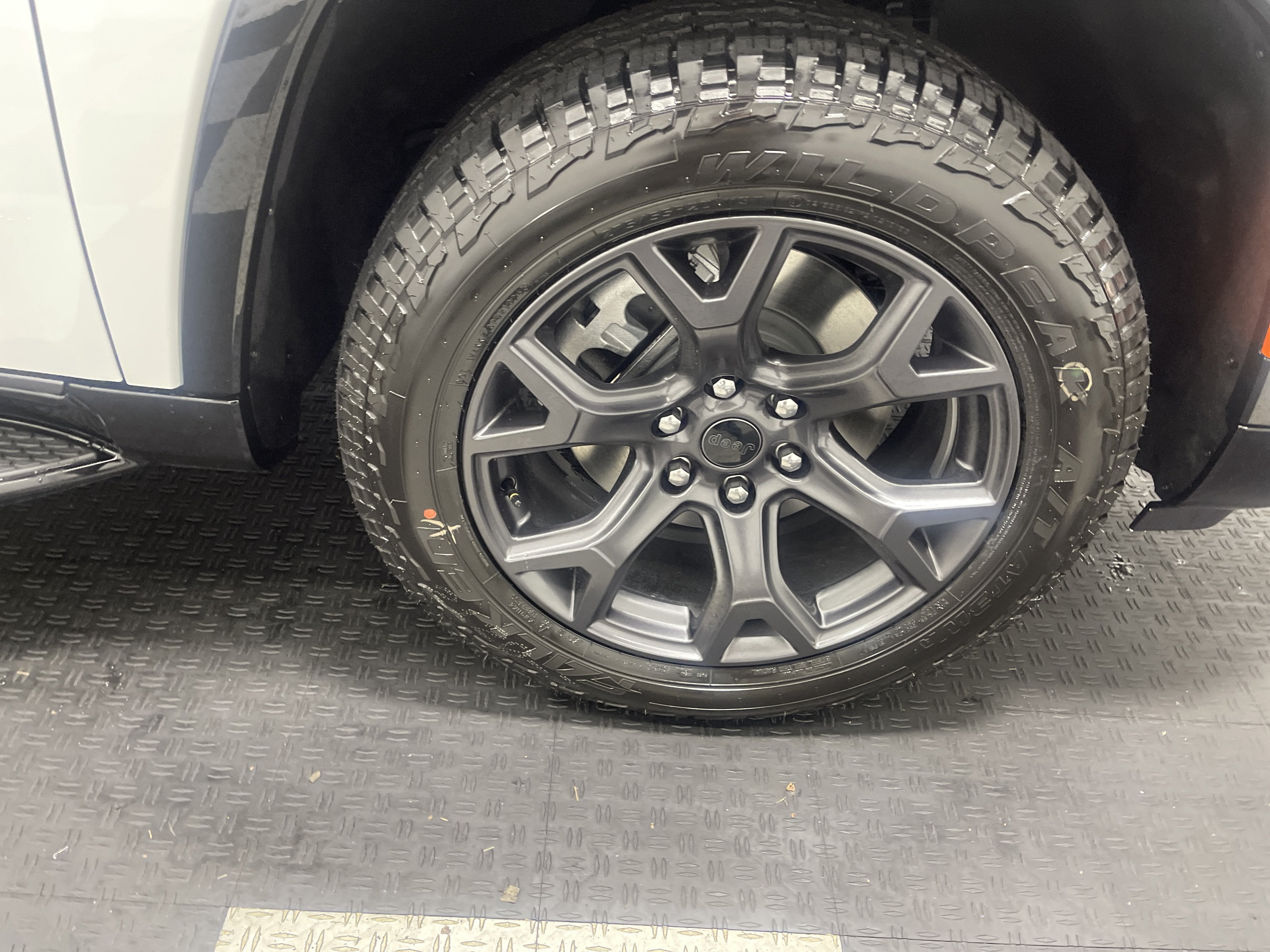 2026 Jeep Grand Wagoneer GRAND WAGONEER UPLAND 4X4