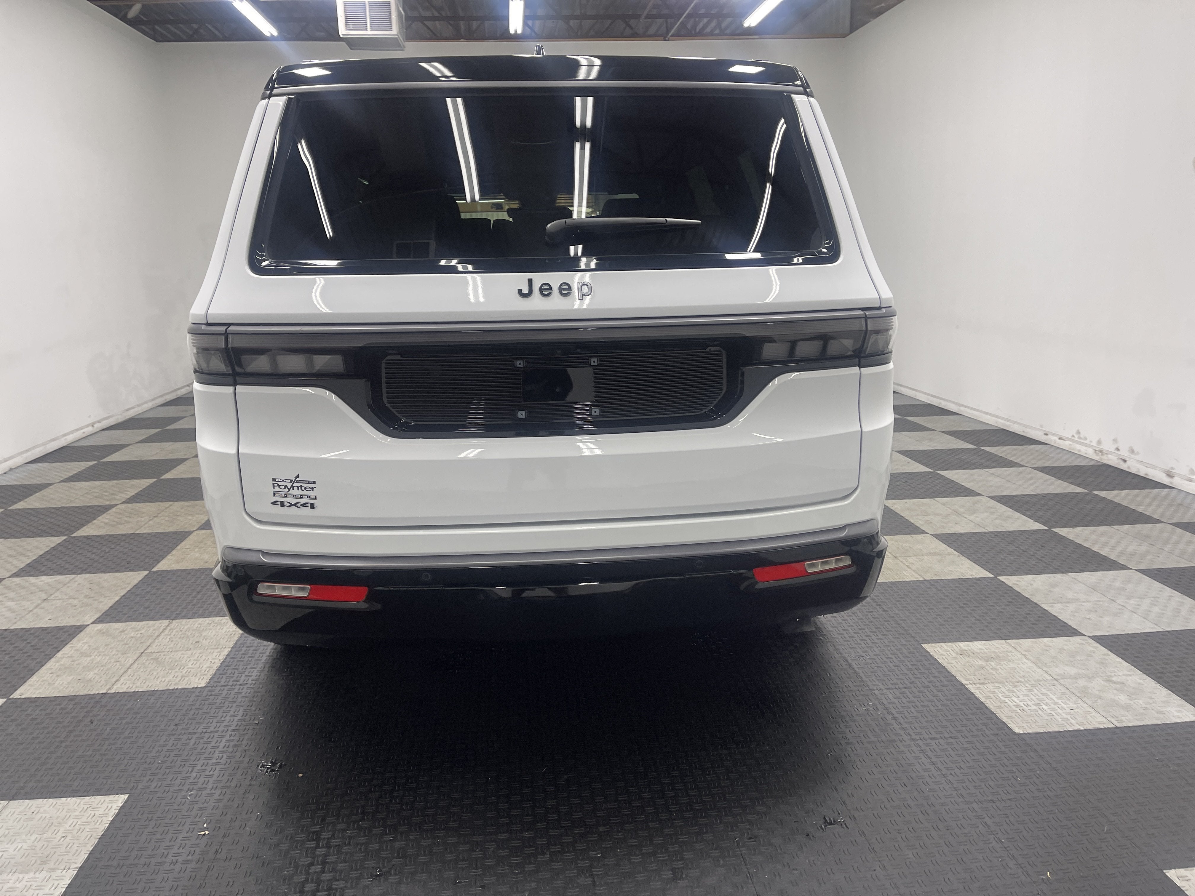 2026 Jeep Grand Wagoneer GRAND WAGONEER UPLAND 4X4