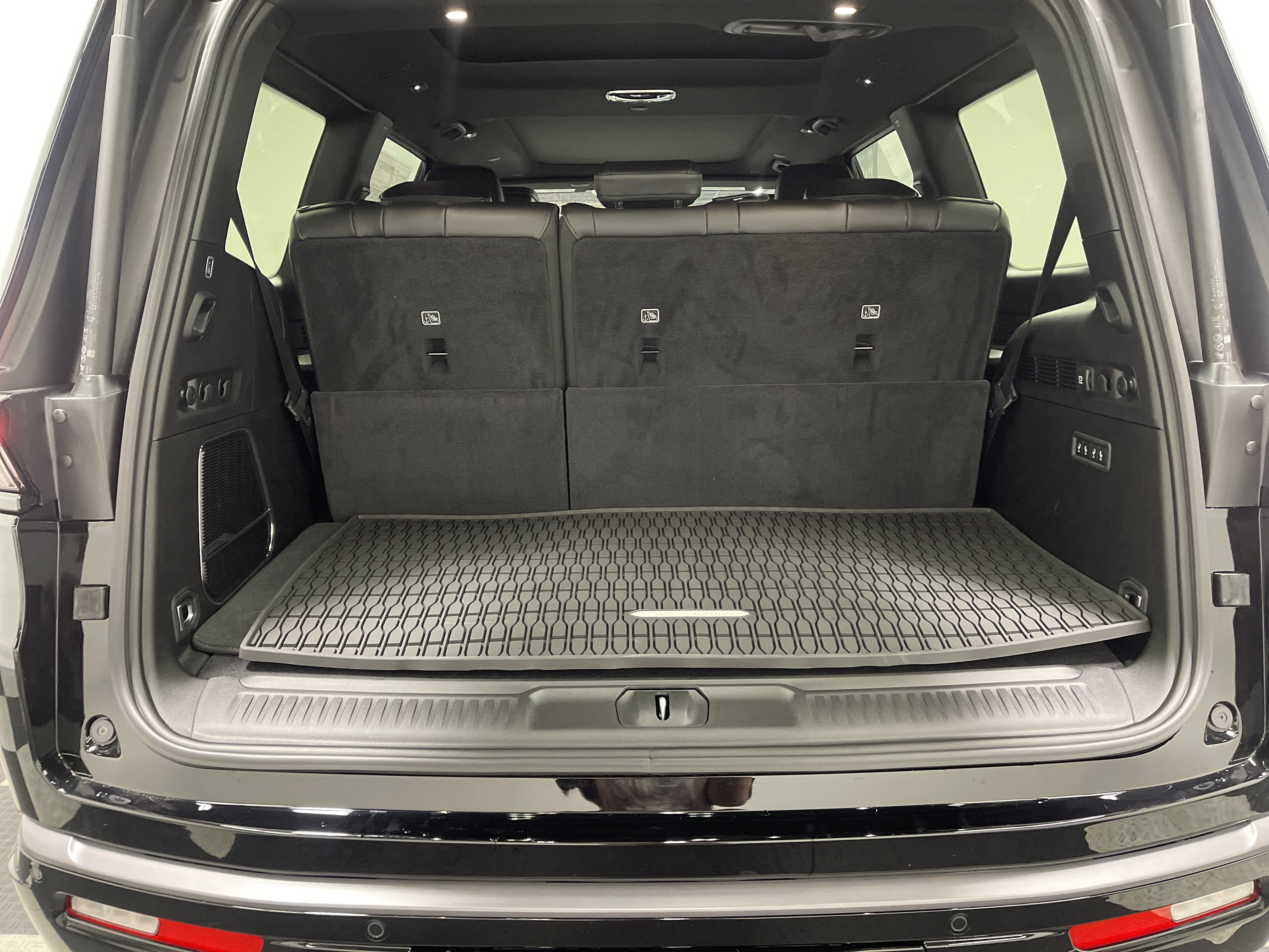 2026 Jeep Grand Wagoneer GRAND WAGONEER UPLAND 4X4