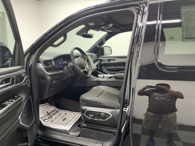2026 Jeep Grand Wagoneer GRAND WAGONEER UPLAND 4X4