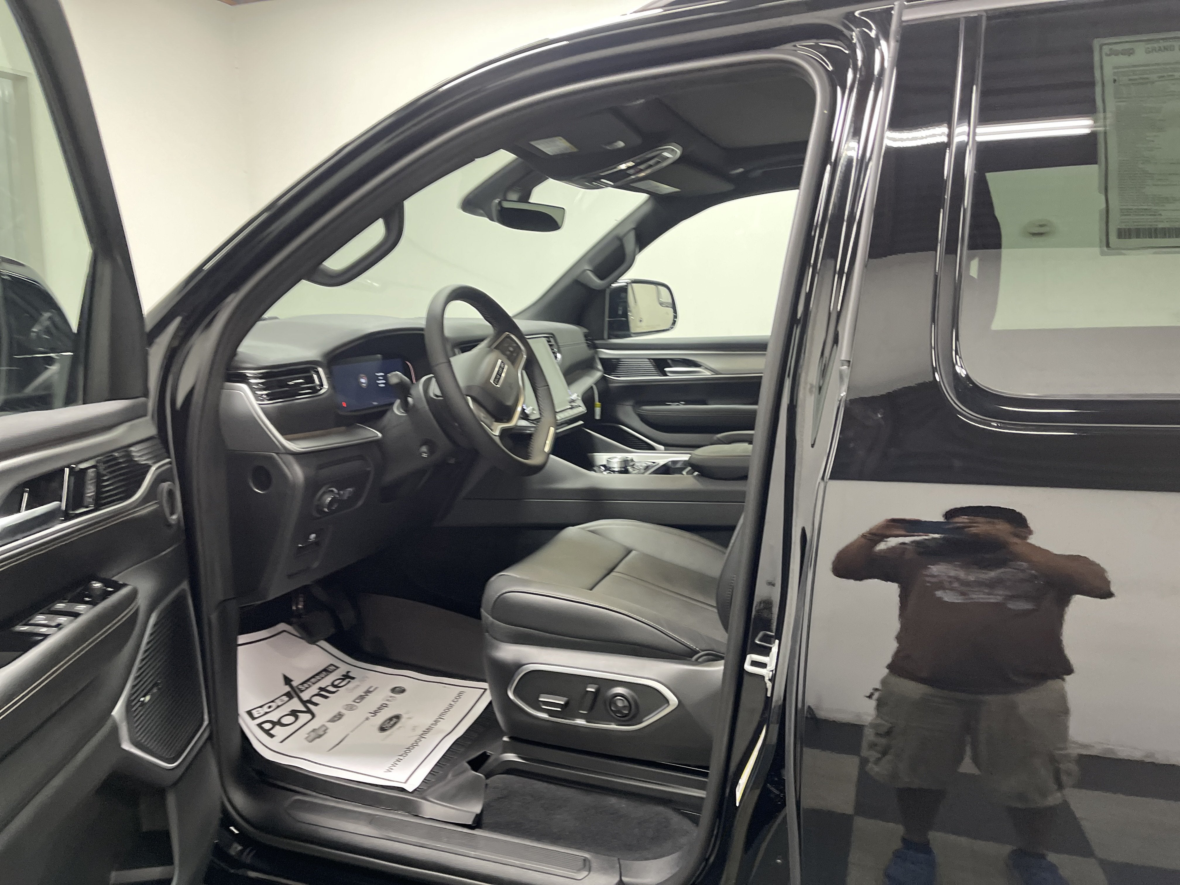 2026 Jeep Grand Wagoneer GRAND WAGONEER UPLAND 4X4