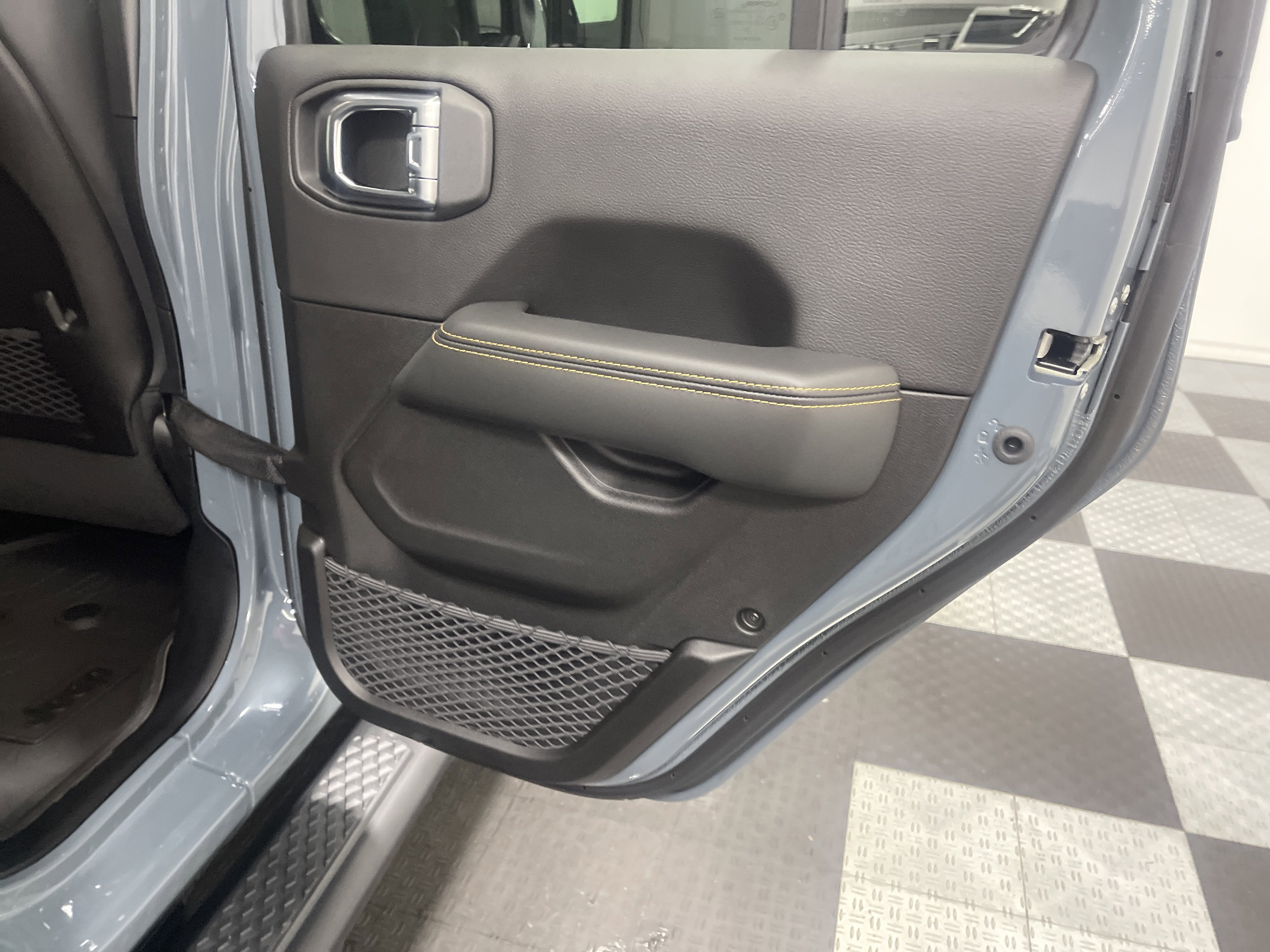 2026 Jeep Gladiator GLADIATOR SAHARA 4X4