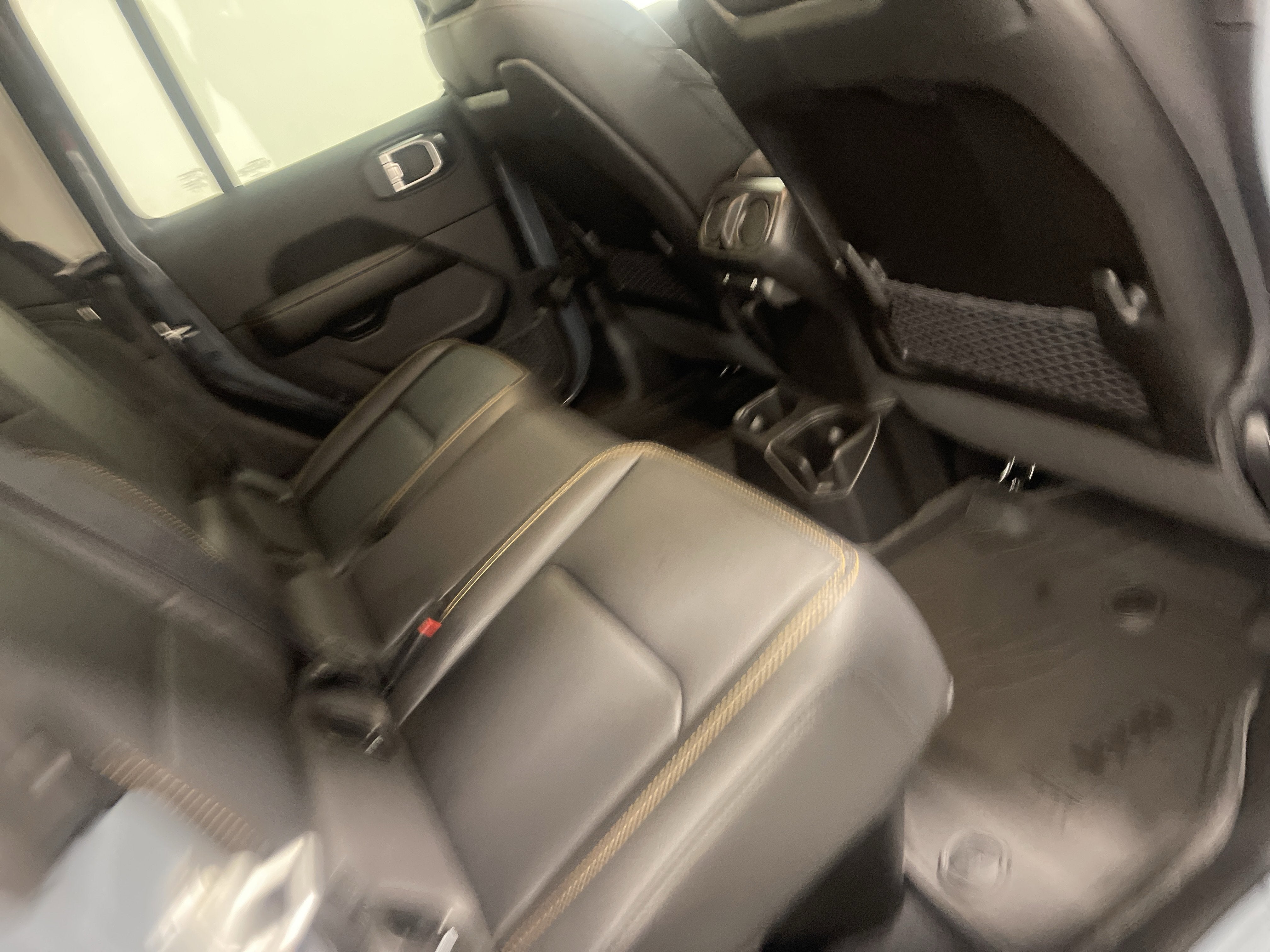 2026 Jeep Gladiator GLADIATOR SAHARA 4X4