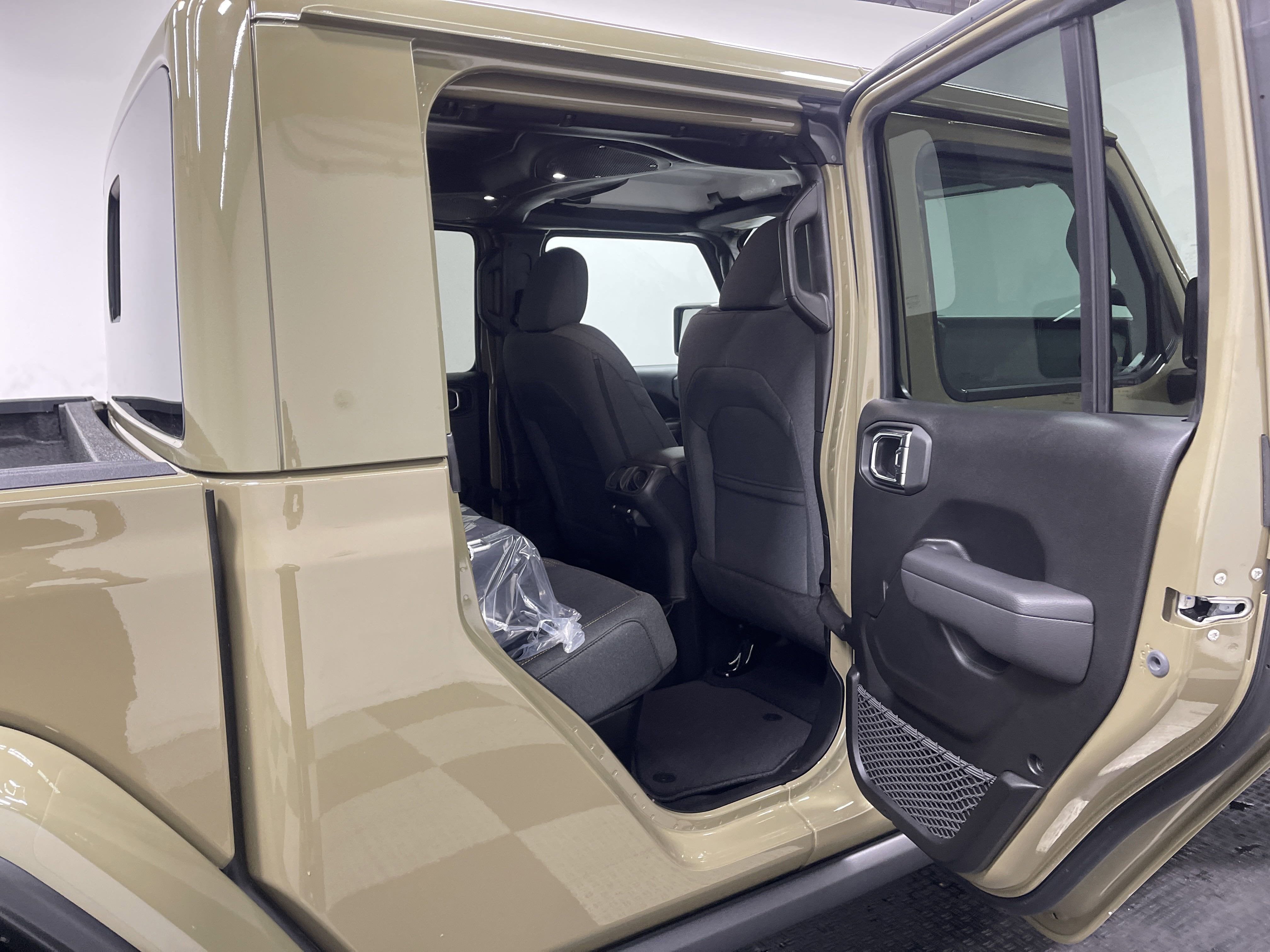 2025 Jeep Gladiator GLADIATOR NIGHTHAWK 4X4