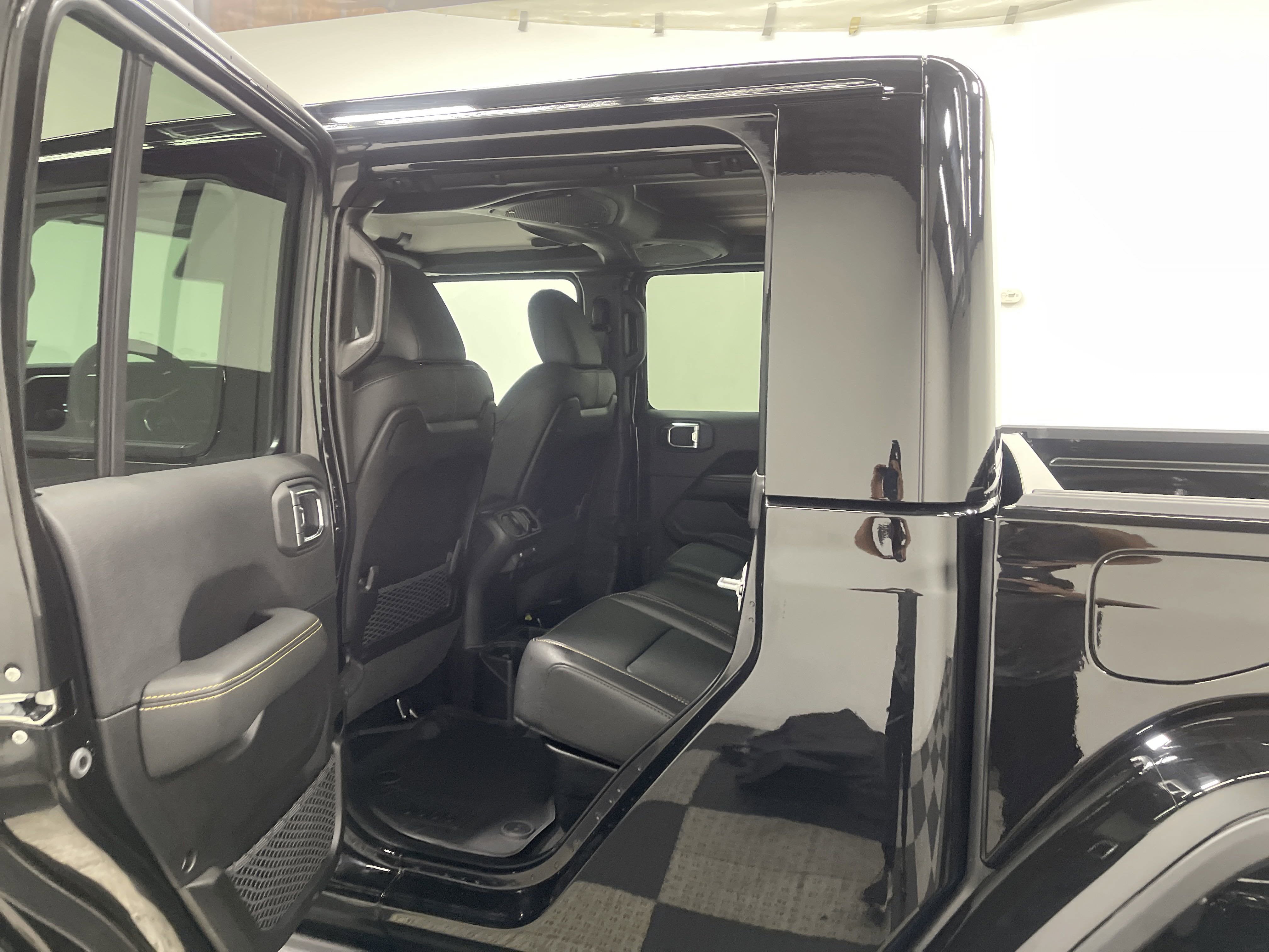 2025 Jeep Gladiator GLADIATOR HIGH TIDE 4X4