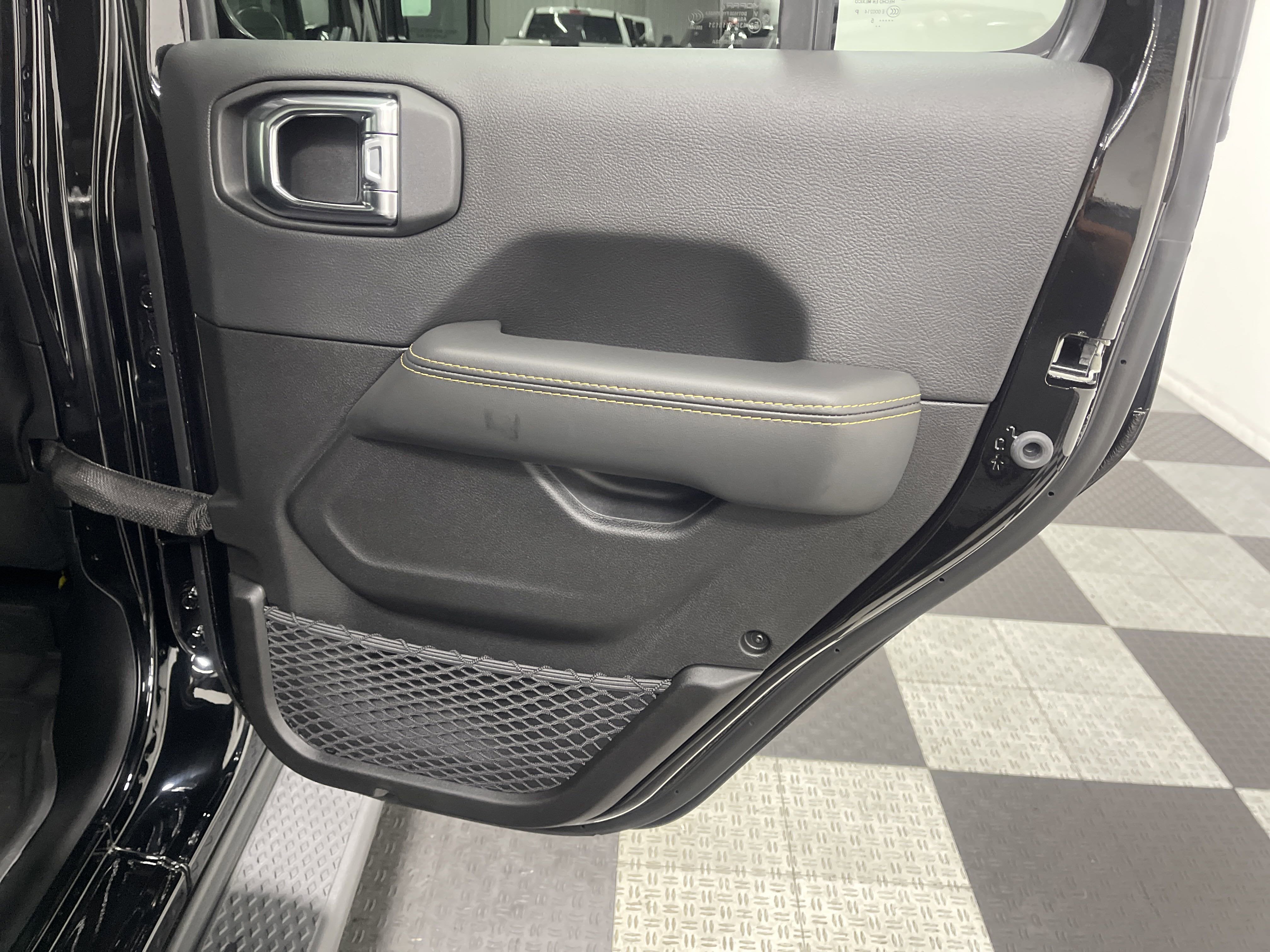 2025 Jeep Gladiator GLADIATOR HIGH TIDE 4X4