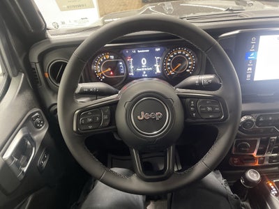 2026 Jeep Gladiator GLADIATOR MOJAVE 4X4