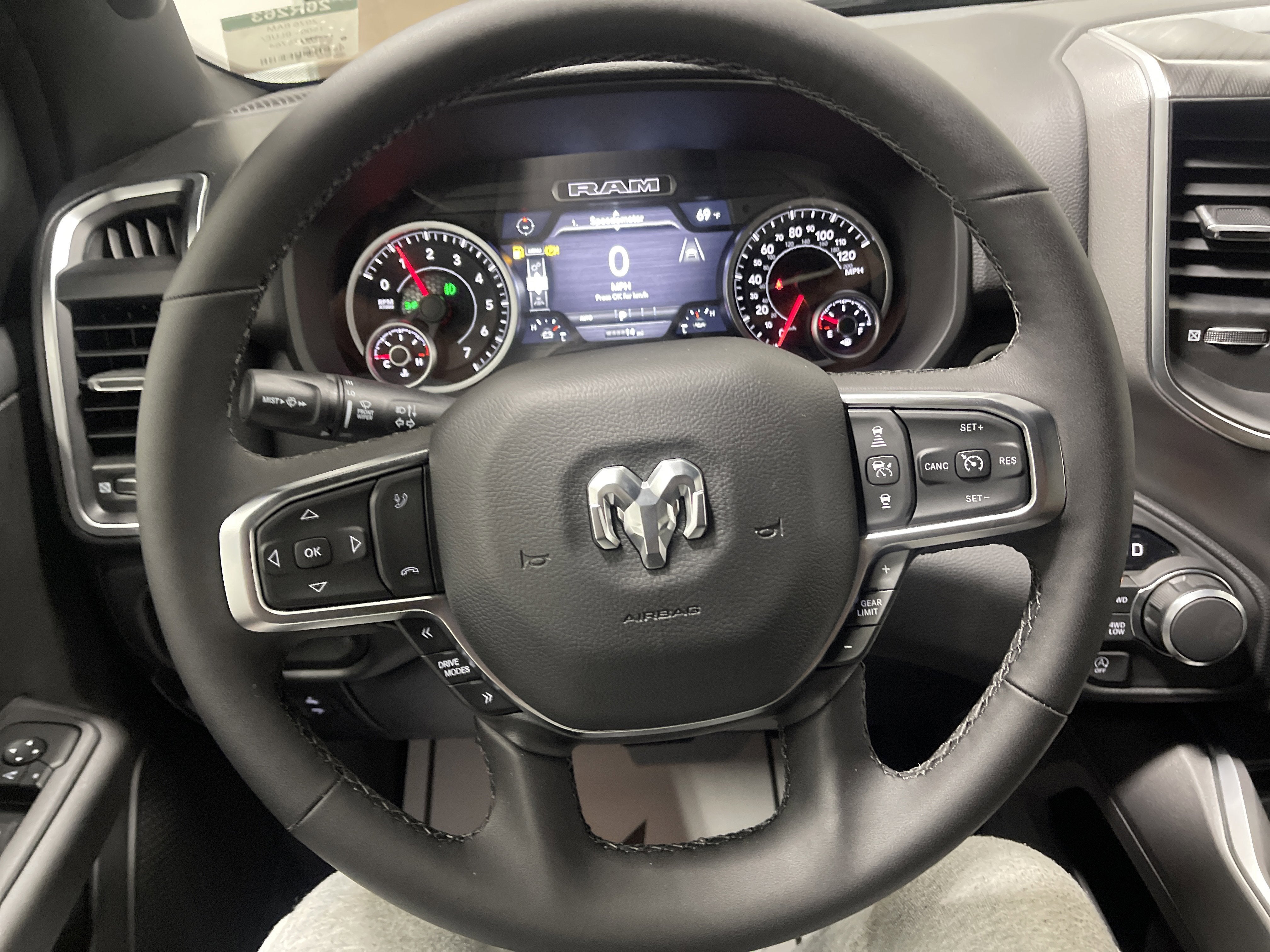2026 RAM Ram 1500 RAM 1500 BIG HORN CREW CAB 4X4 5'7' BOX