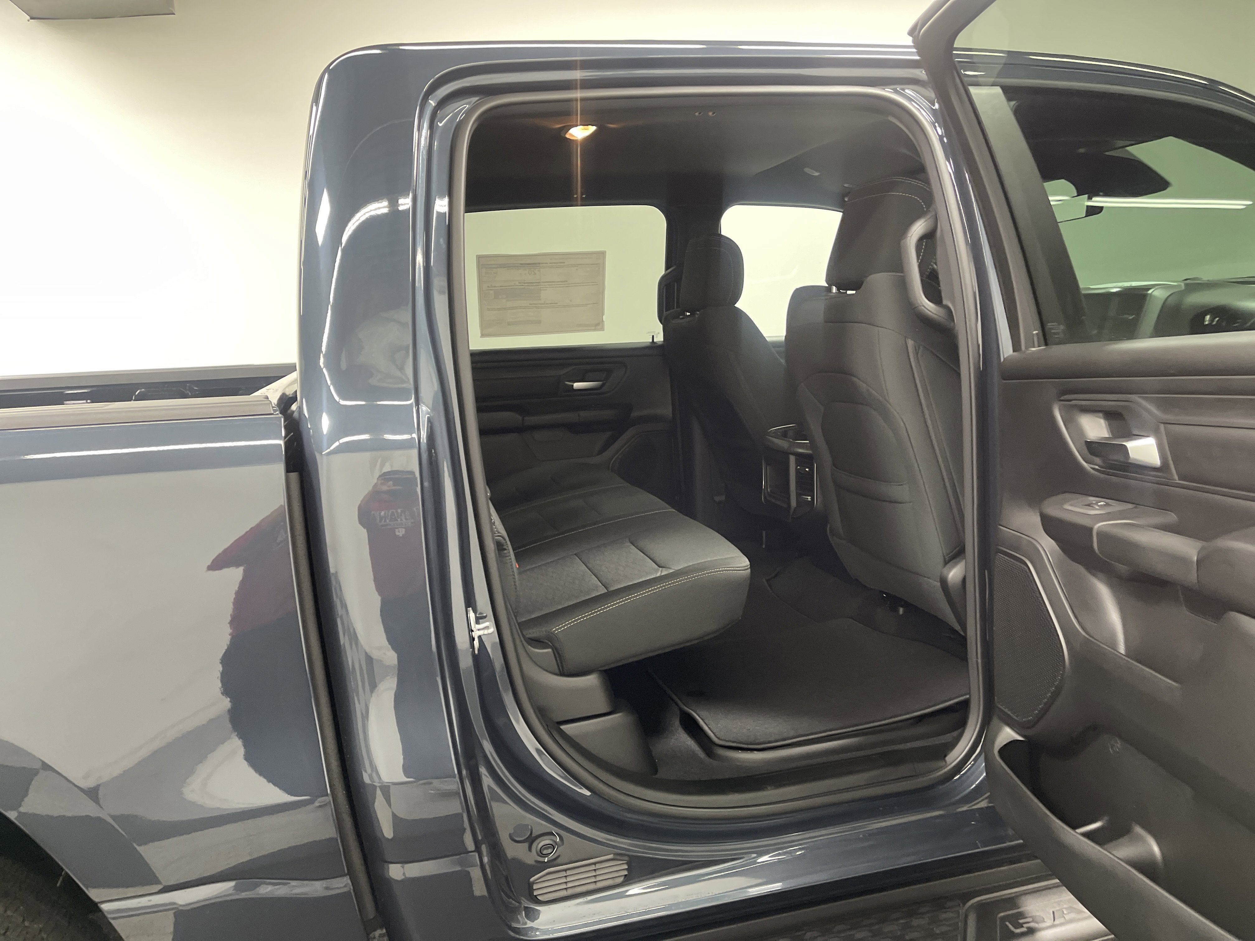 2026 RAM Ram 1500 RAM 1500 EXPRESS CREW CAB 4X4 5'7' BOX
