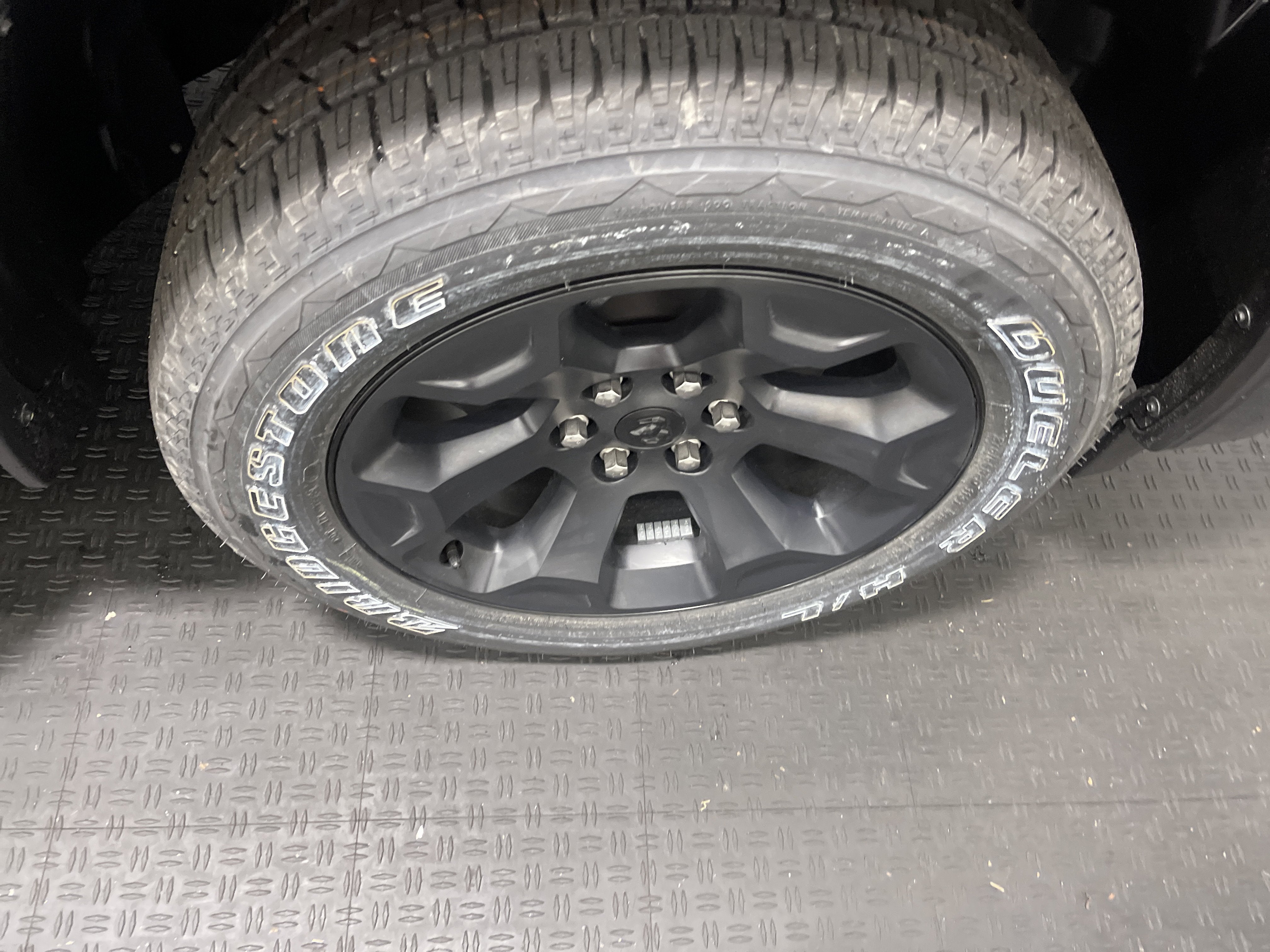 2026 RAM Ram 1500 RAM 1500 EXPRESS CREW CAB 4X4 5'7' BOX
