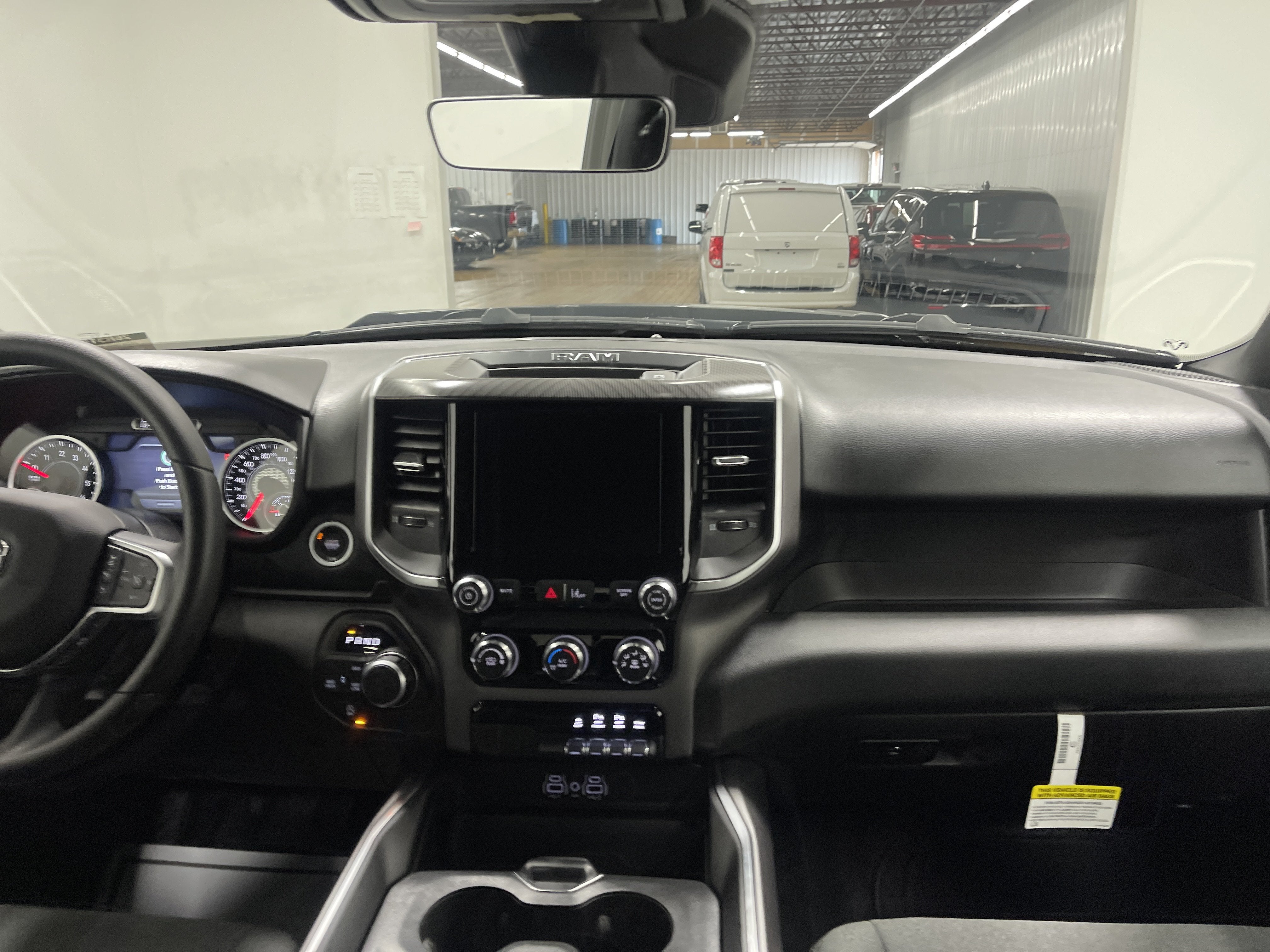 2026 RAM Ram 1500 RAM 1500 EXPRESS CREW CAB 4X4 5'7' BOX