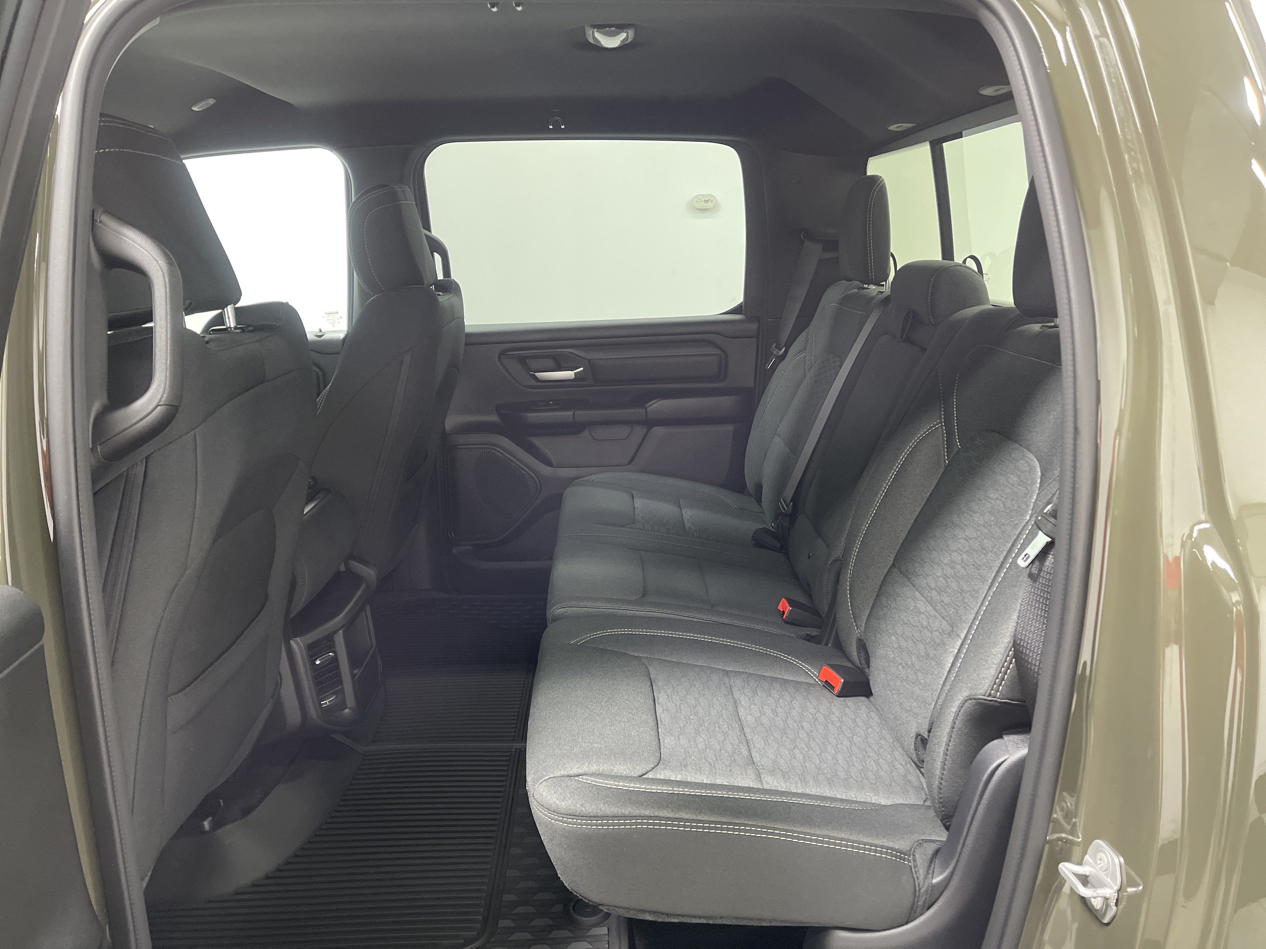 2027 RAM Ram 1500 RAM 1500 WARLOCK CREW CAB 4X4 5'7' BOX