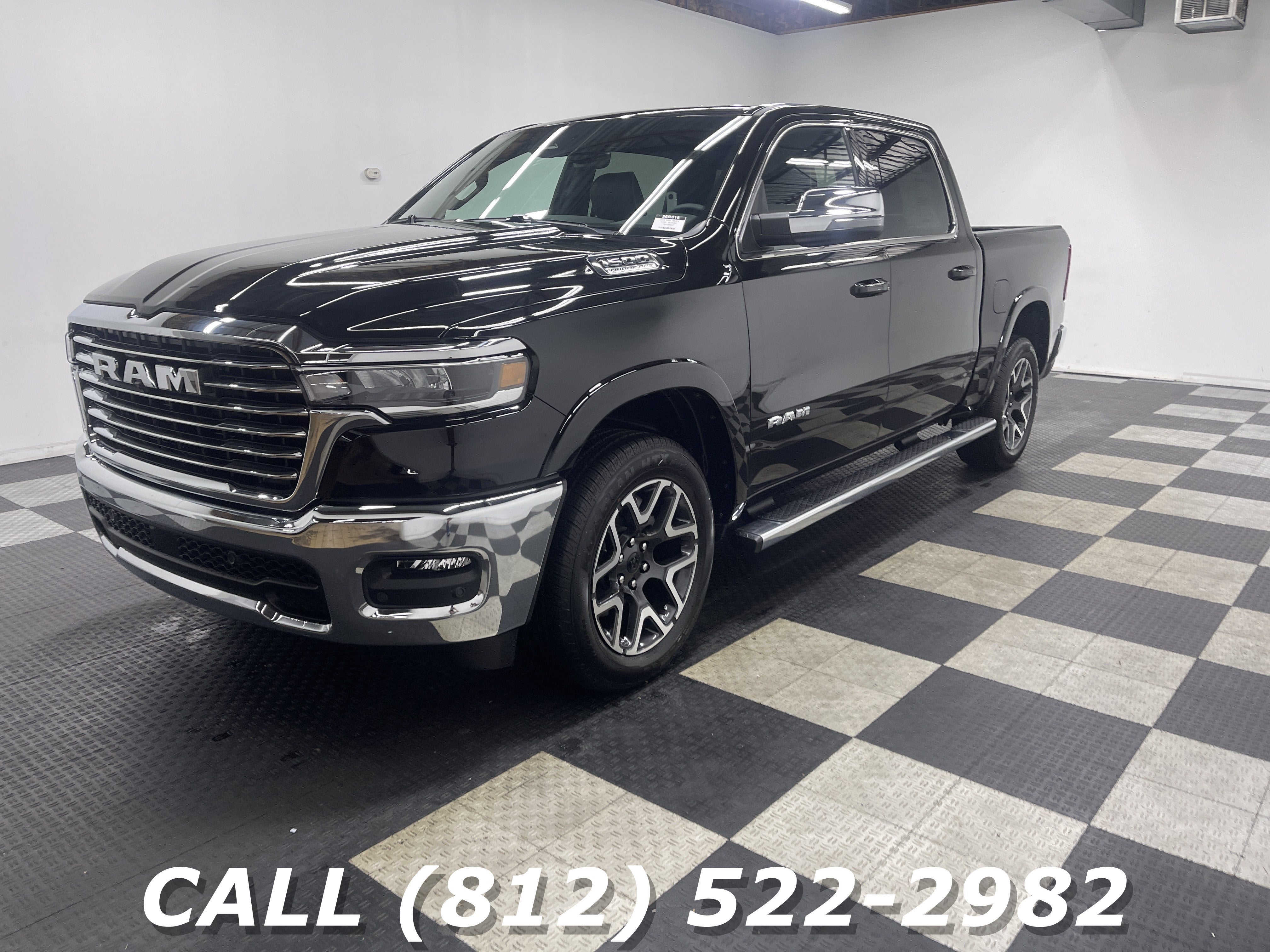 2026 RAM Ram 1500 RAM 1500 LARAMIE CREW CAB 4X4 5'7' BOX