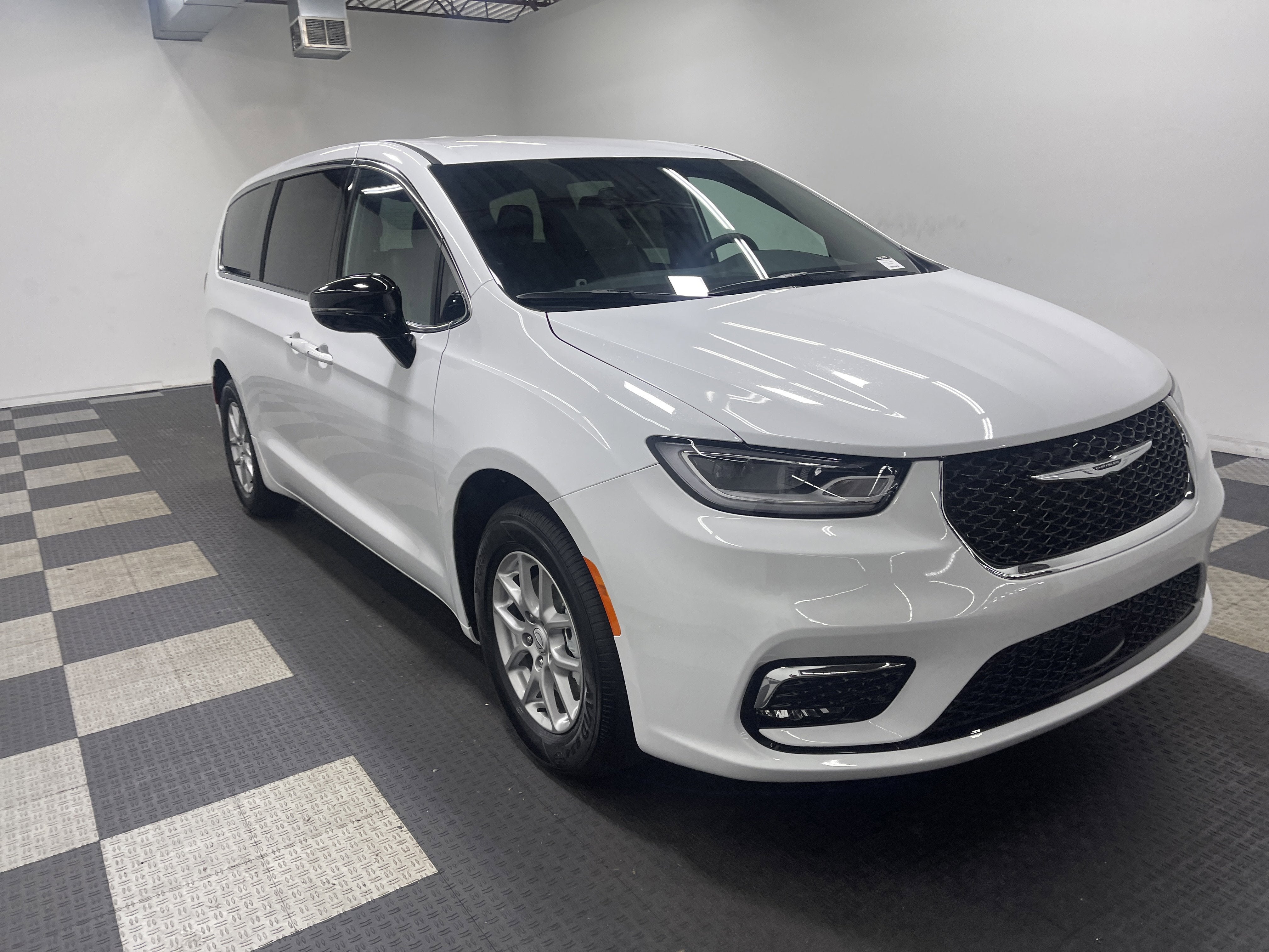 2026 Chrysler Pacifica PACIFICA SELECT