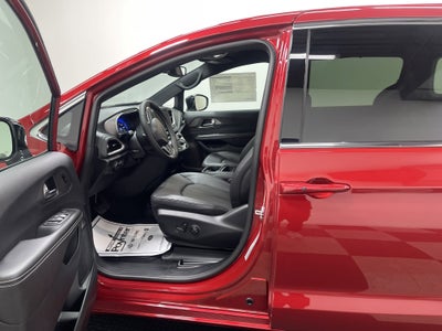 2027 Chrysler Pacifica PACIFICA SELECT