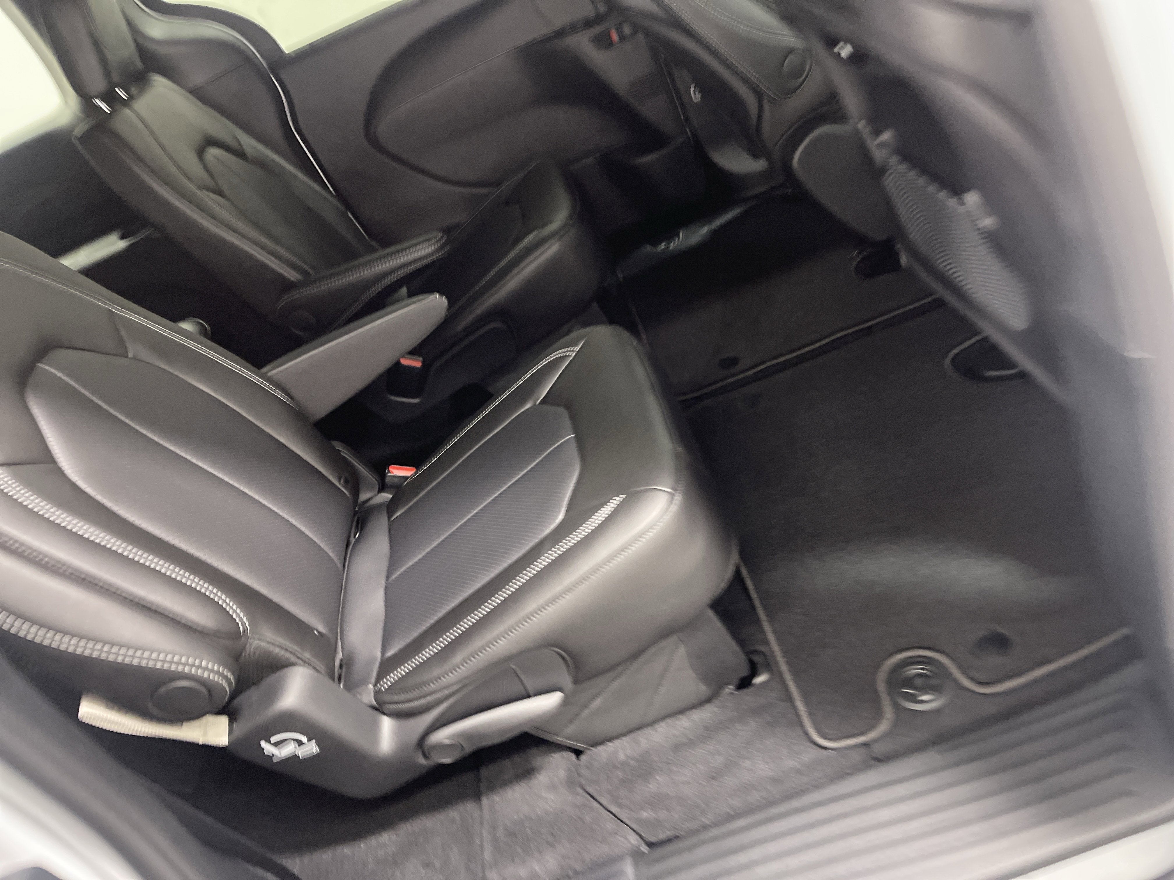 2027 Chrysler Pacifica PACIFICA SELECT