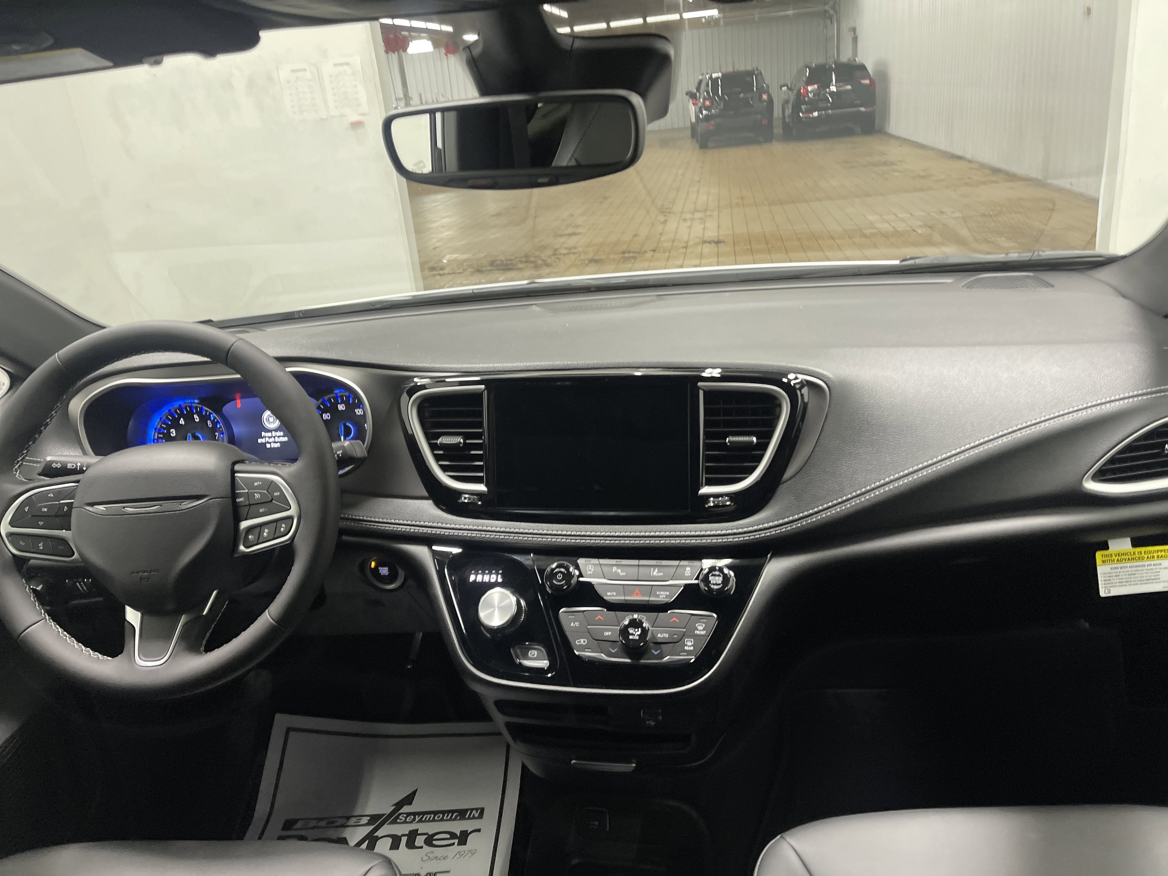 2027 Chrysler Pacifica PACIFICA SELECT