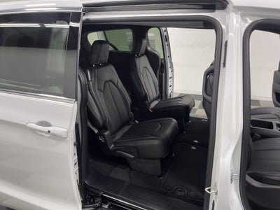 2026 Chrysler Voyager VOYAGER LX