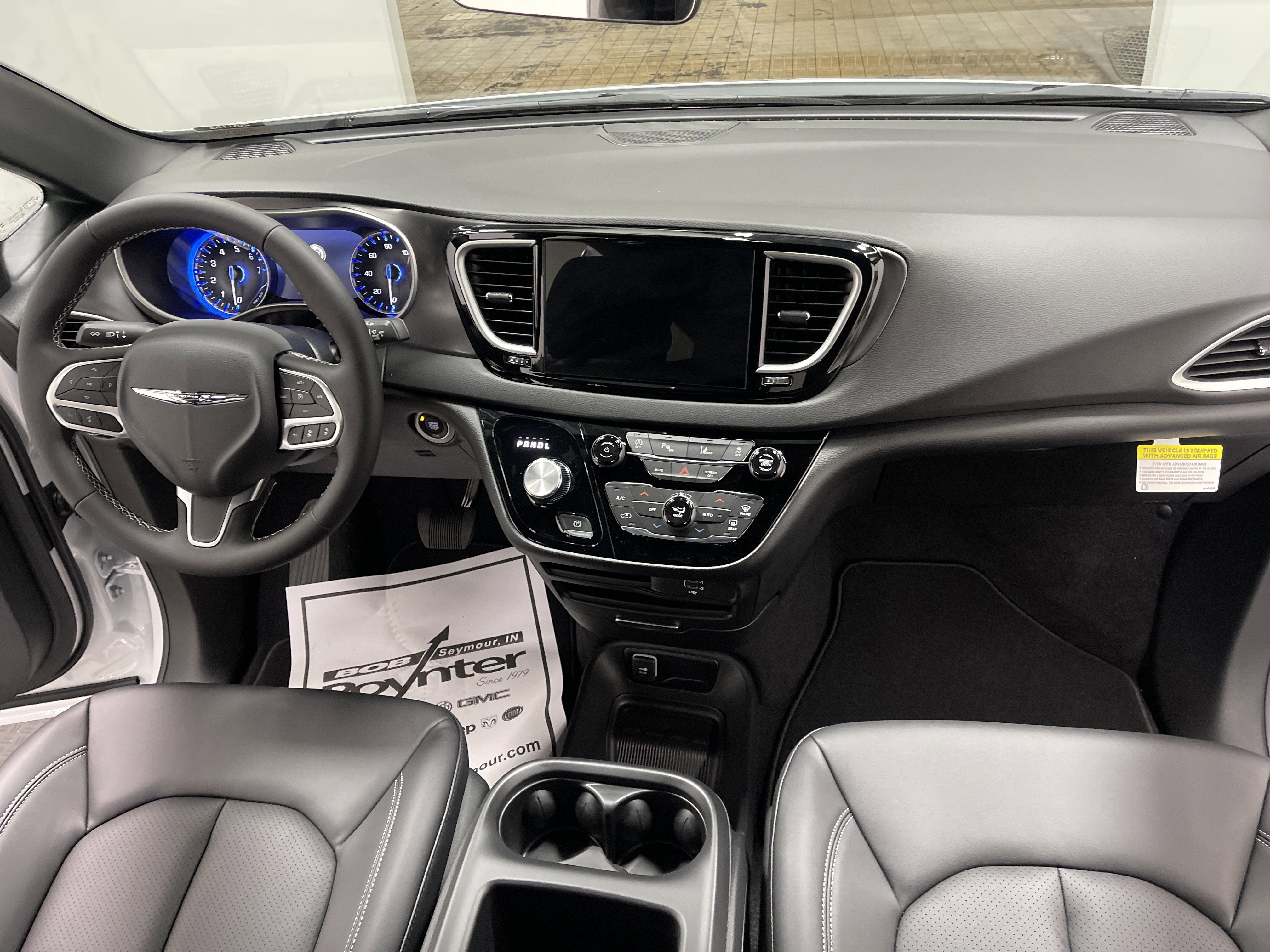 2026 Chrysler Voyager VOYAGER LX