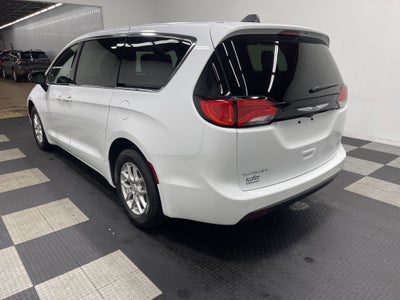 2026 Chrysler Voyager VOYAGER LX