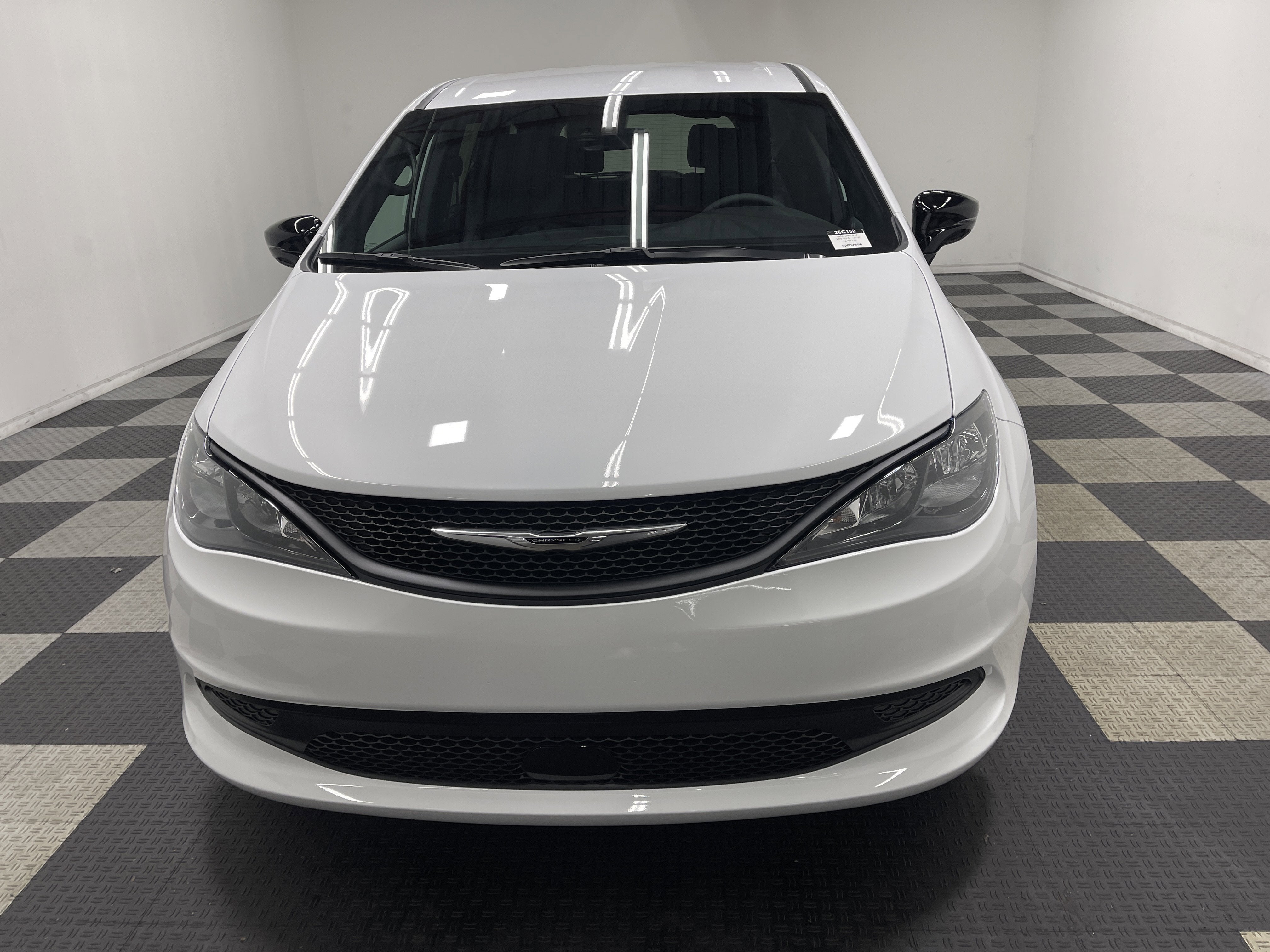 2026 Chrysler Voyager VOYAGER LX