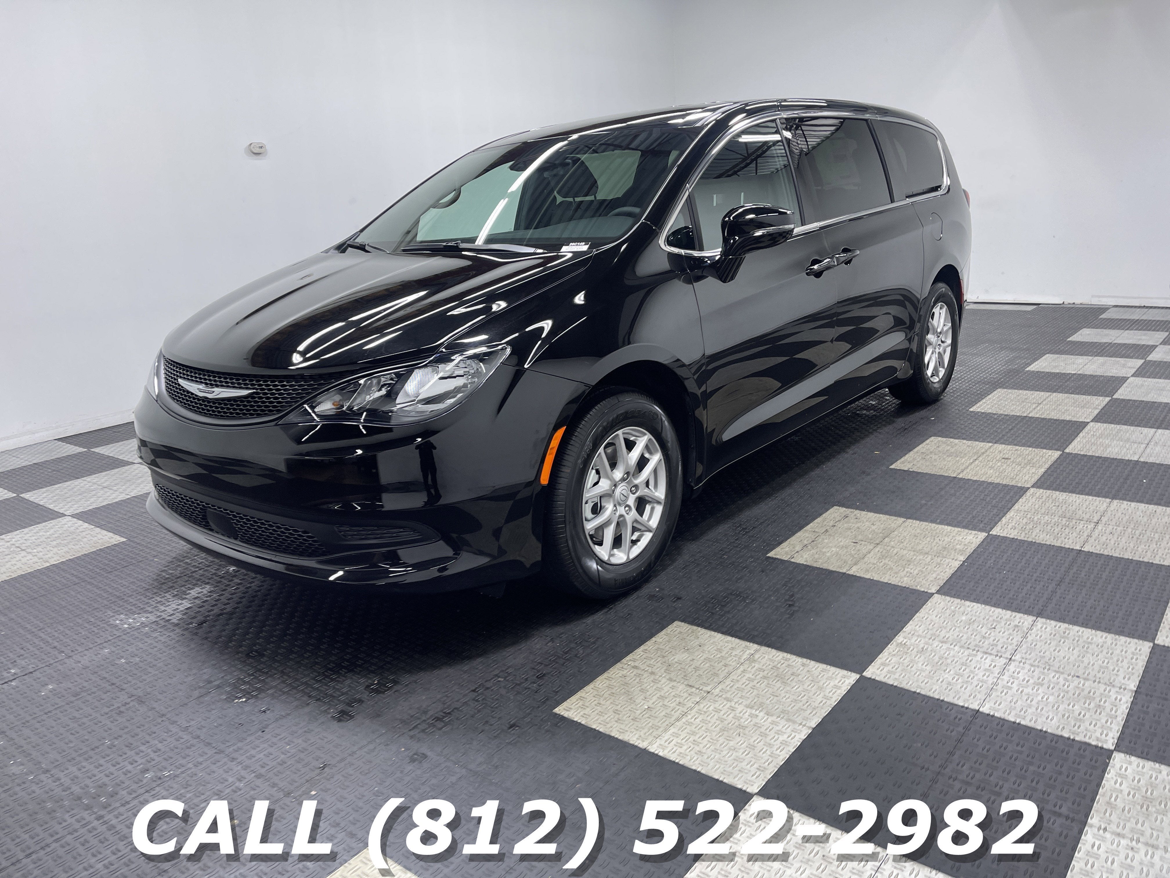 2026 Chrysler Voyager VOYAGER LX