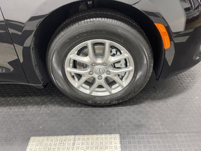 2026 Chrysler Voyager VOYAGER LX