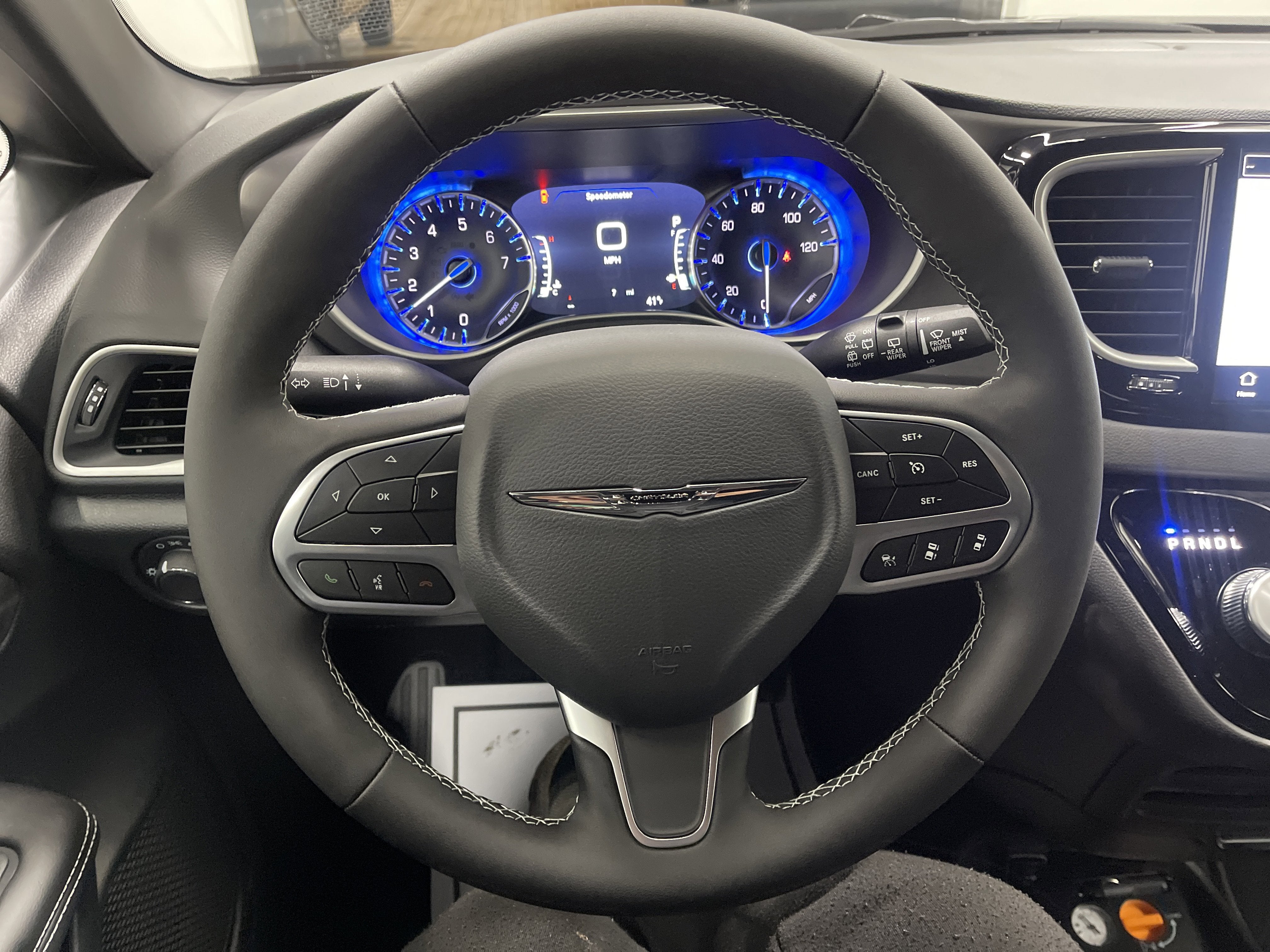 2026 Chrysler Voyager VOYAGER LX