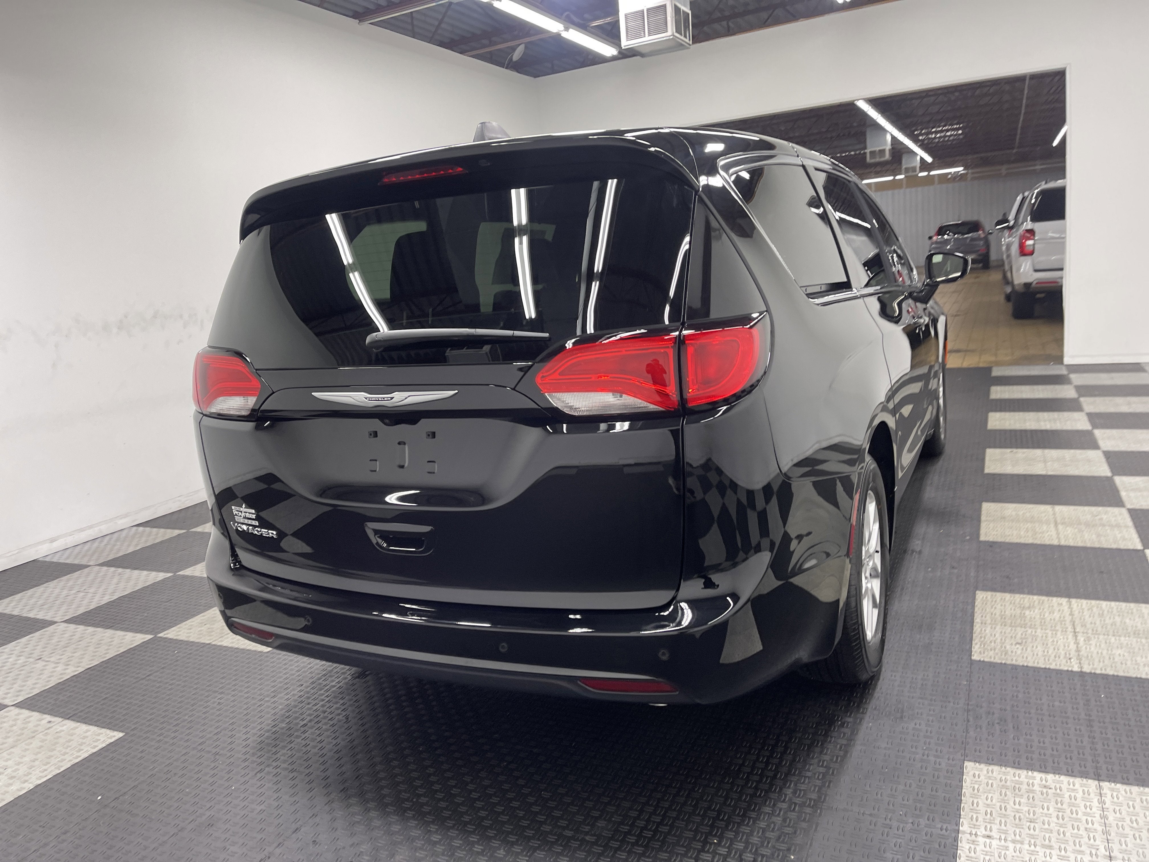 2026 Chrysler Voyager VOYAGER LX