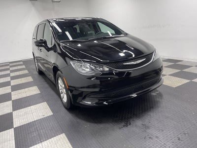 2026 Chrysler Voyager VOYAGER LX