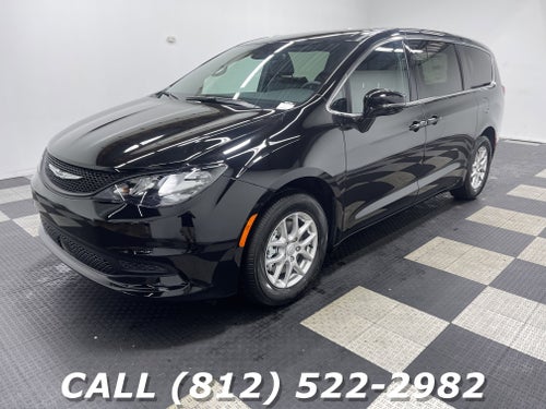 2025 Chrysler Voyager VOYAGER LX