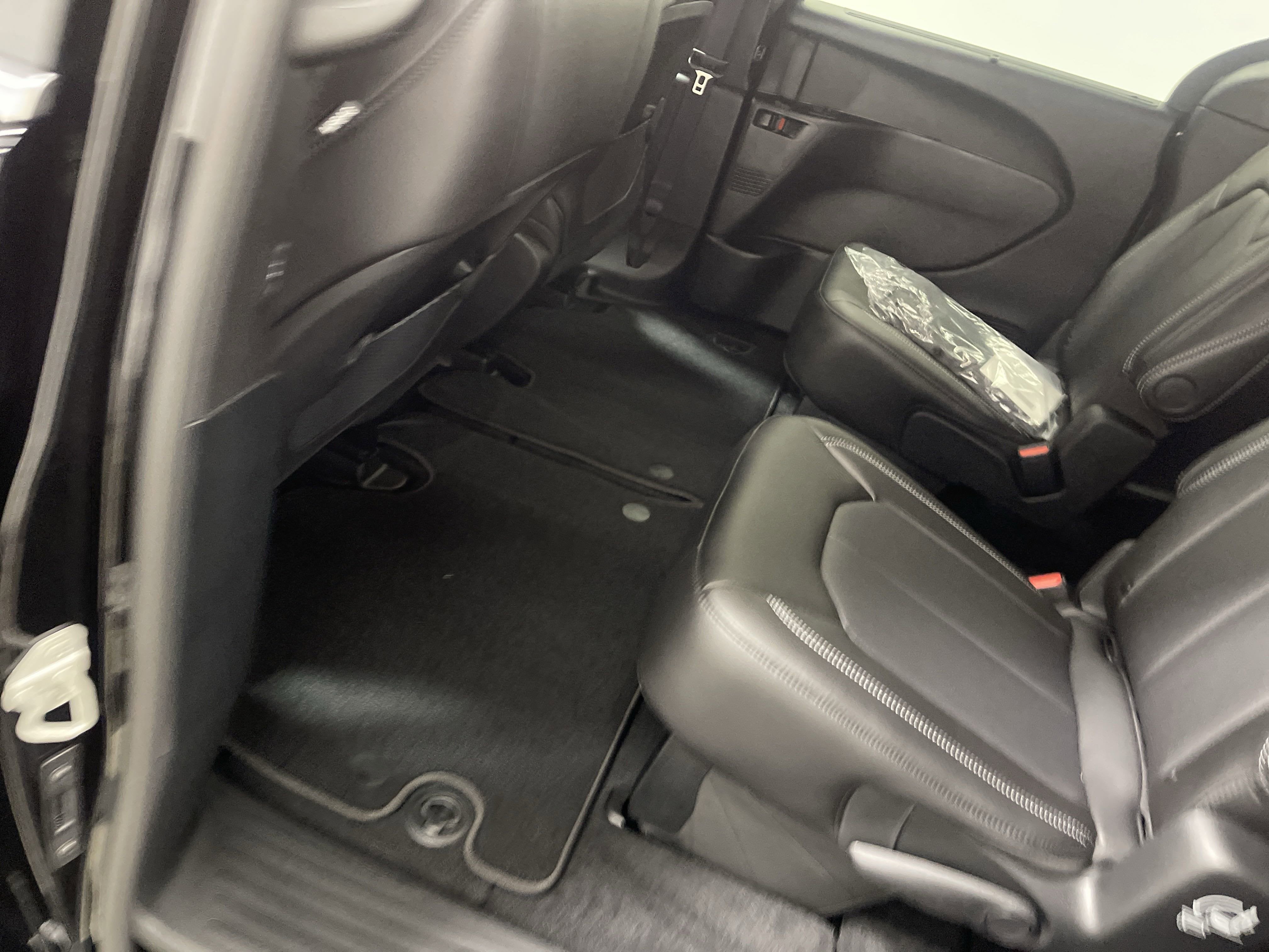 2025 Chrysler Voyager VOYAGER LX