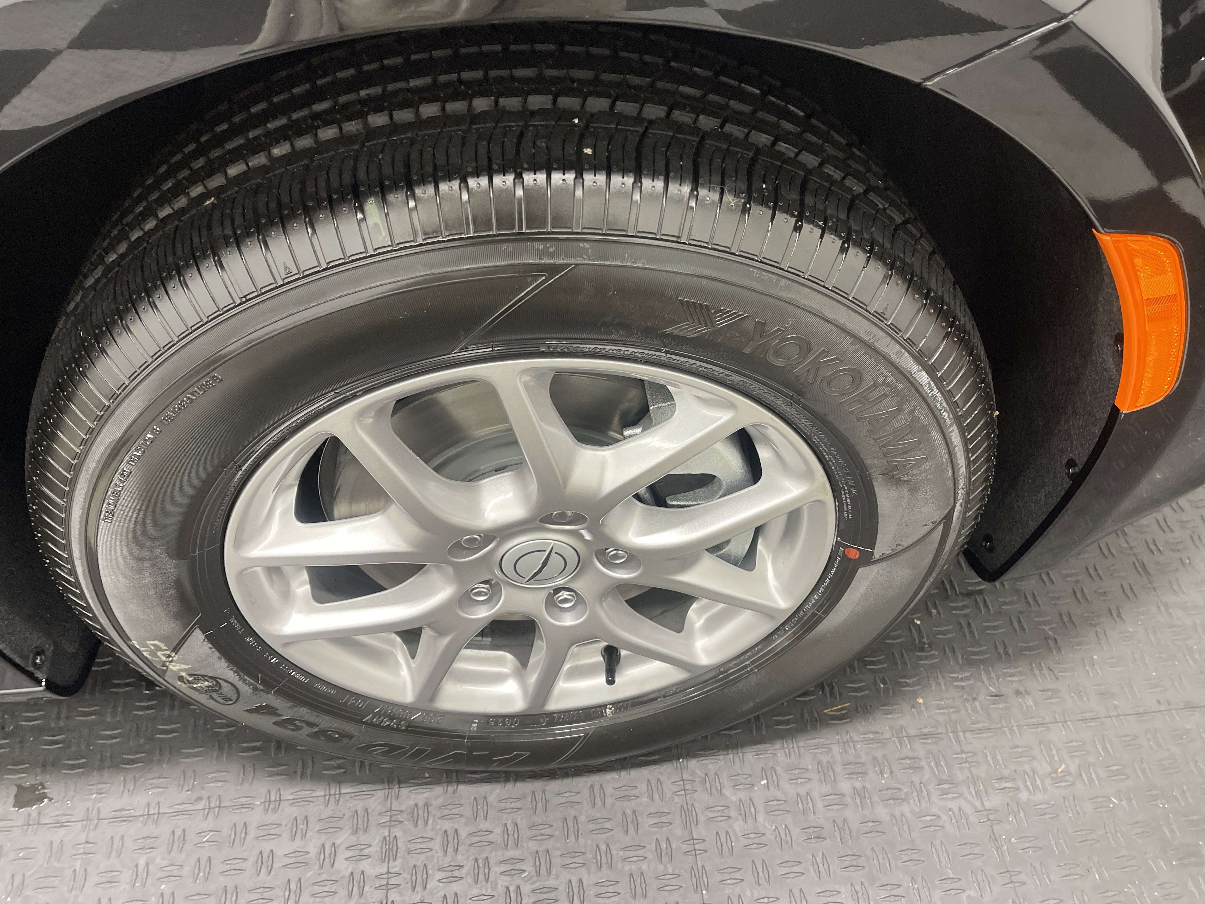 2025 Chrysler Voyager VOYAGER LX