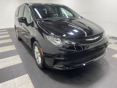 2025 Chrysler Voyager VOYAGER LX